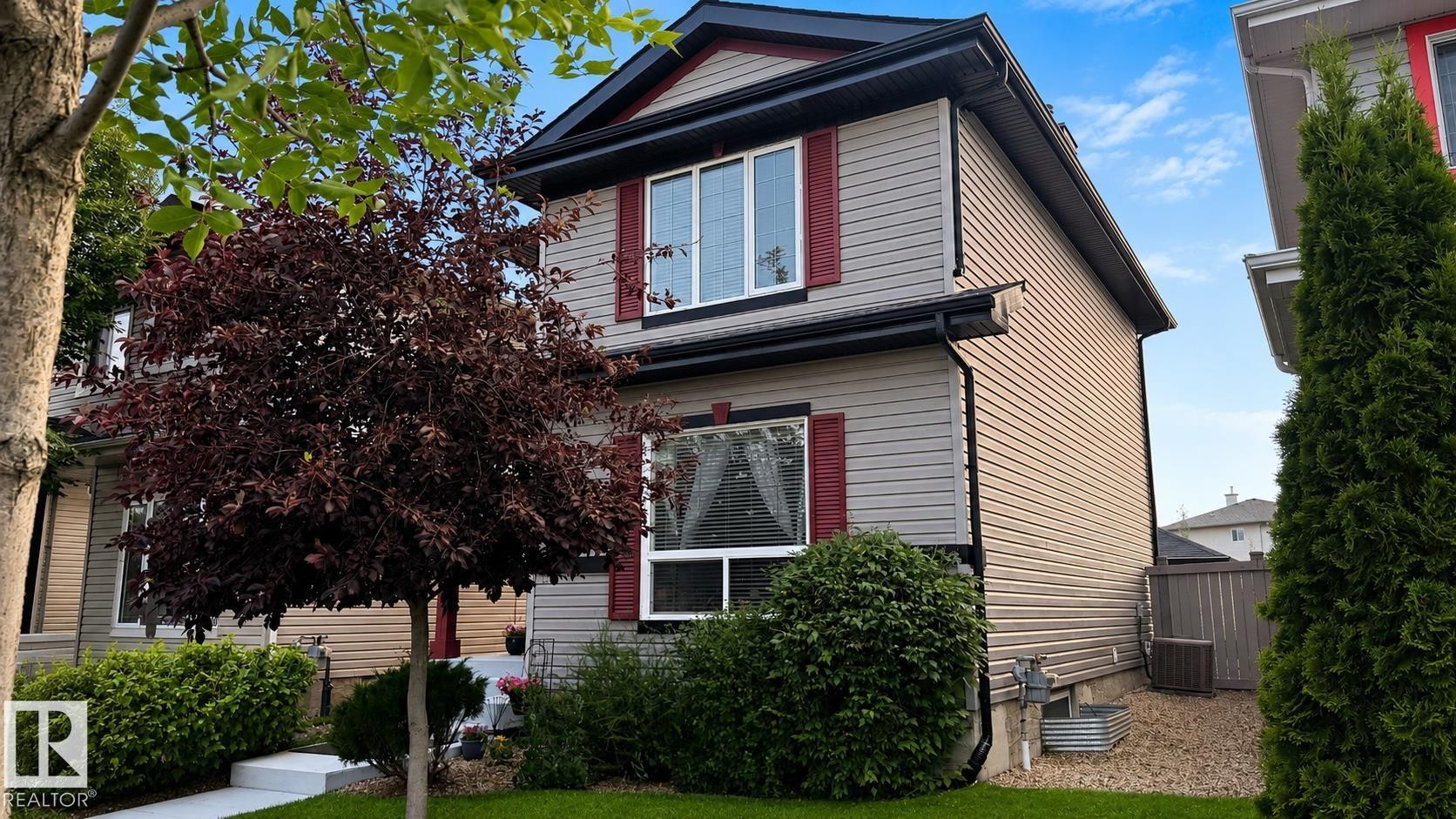 16114 43 Street Nw, Edmonton, AB - Outdoor