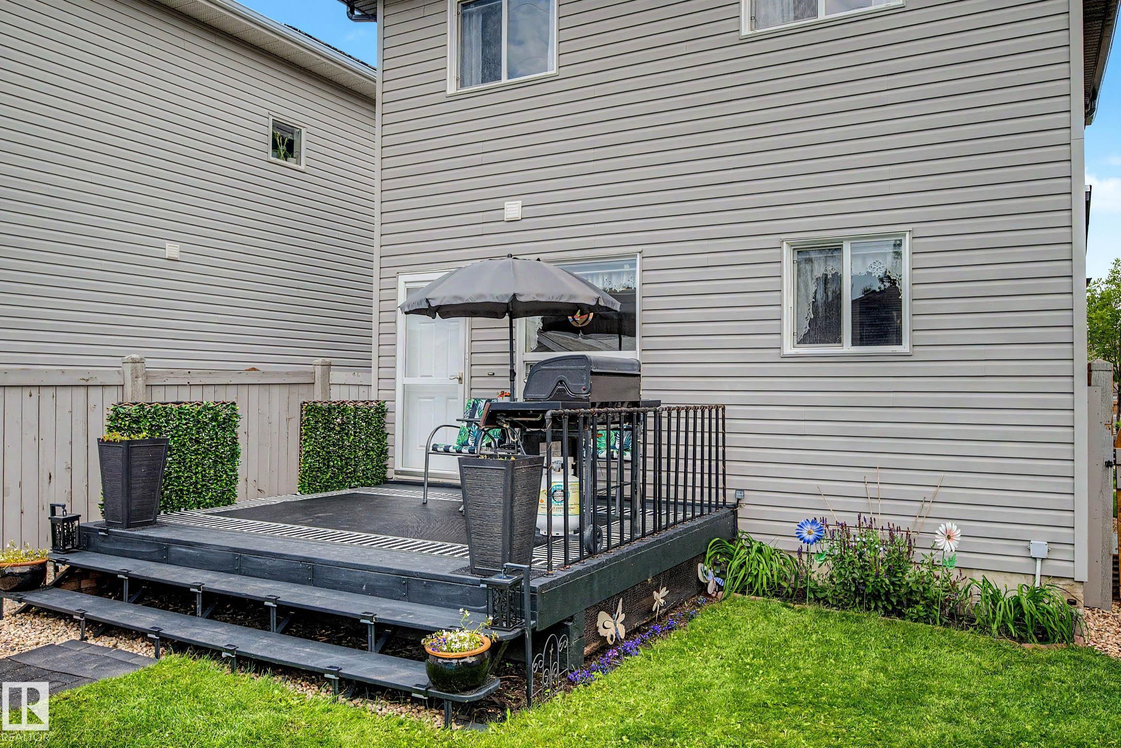 16114 43 Street Nw, Edmonton, AB - Outdoor With Exterior