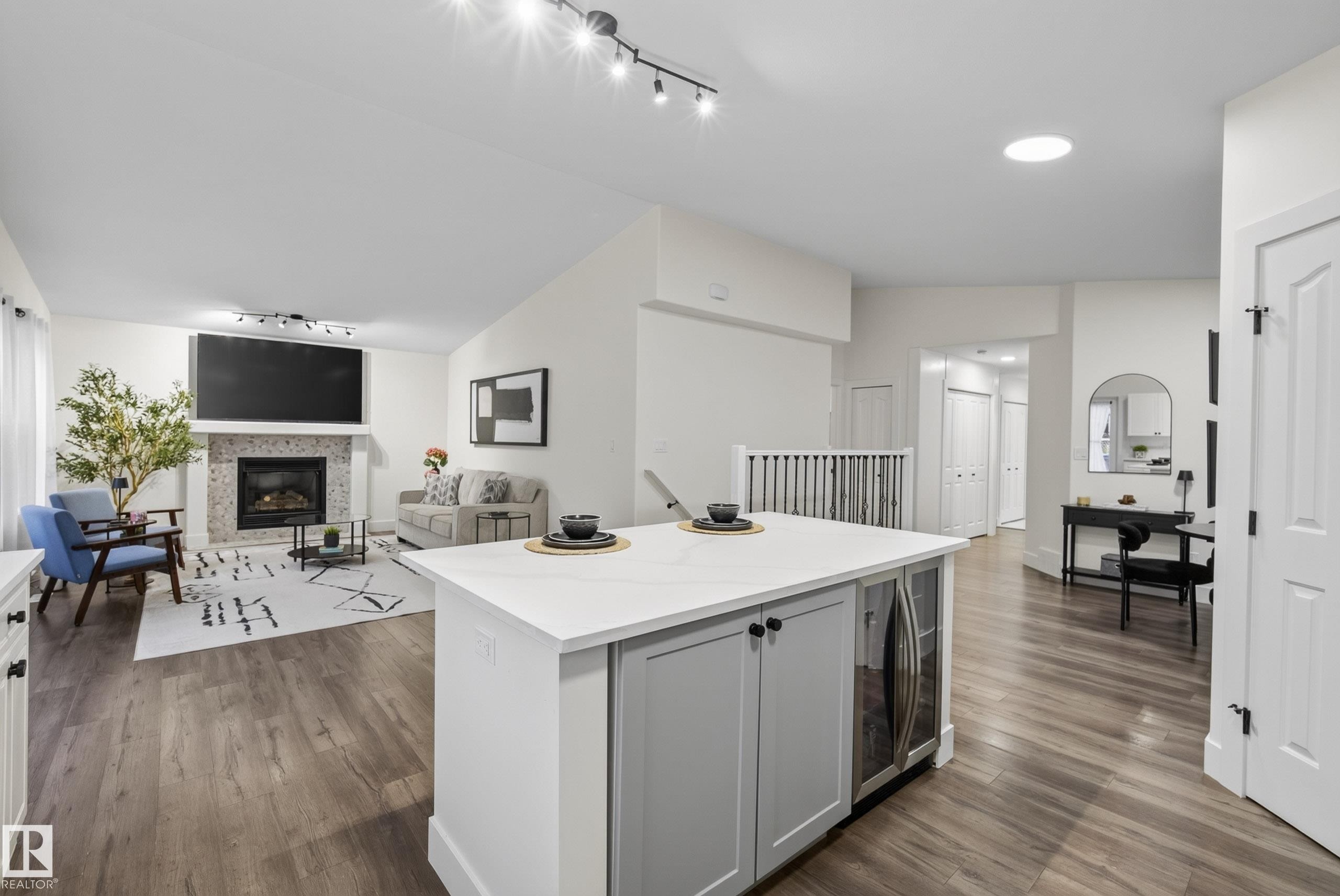 6741 162A Avenue Nw, Edmonton, AB - Indoor With Fireplace