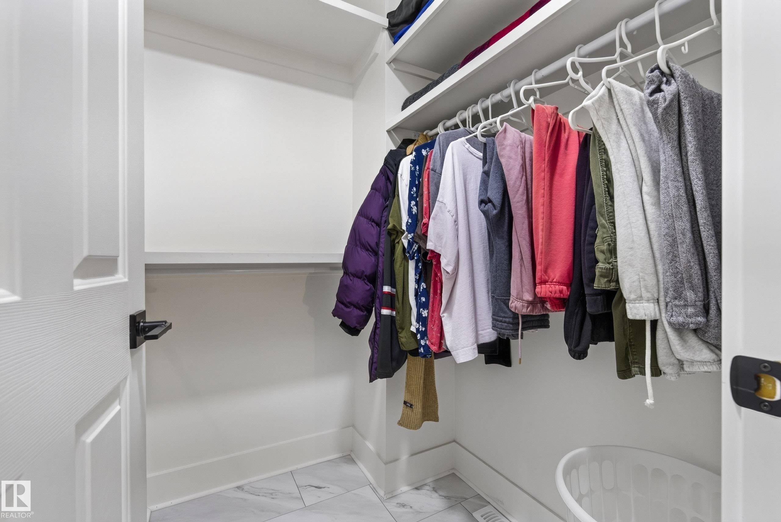 6741 162A Avenue Nw, Edmonton, AB - Indoor With Storage