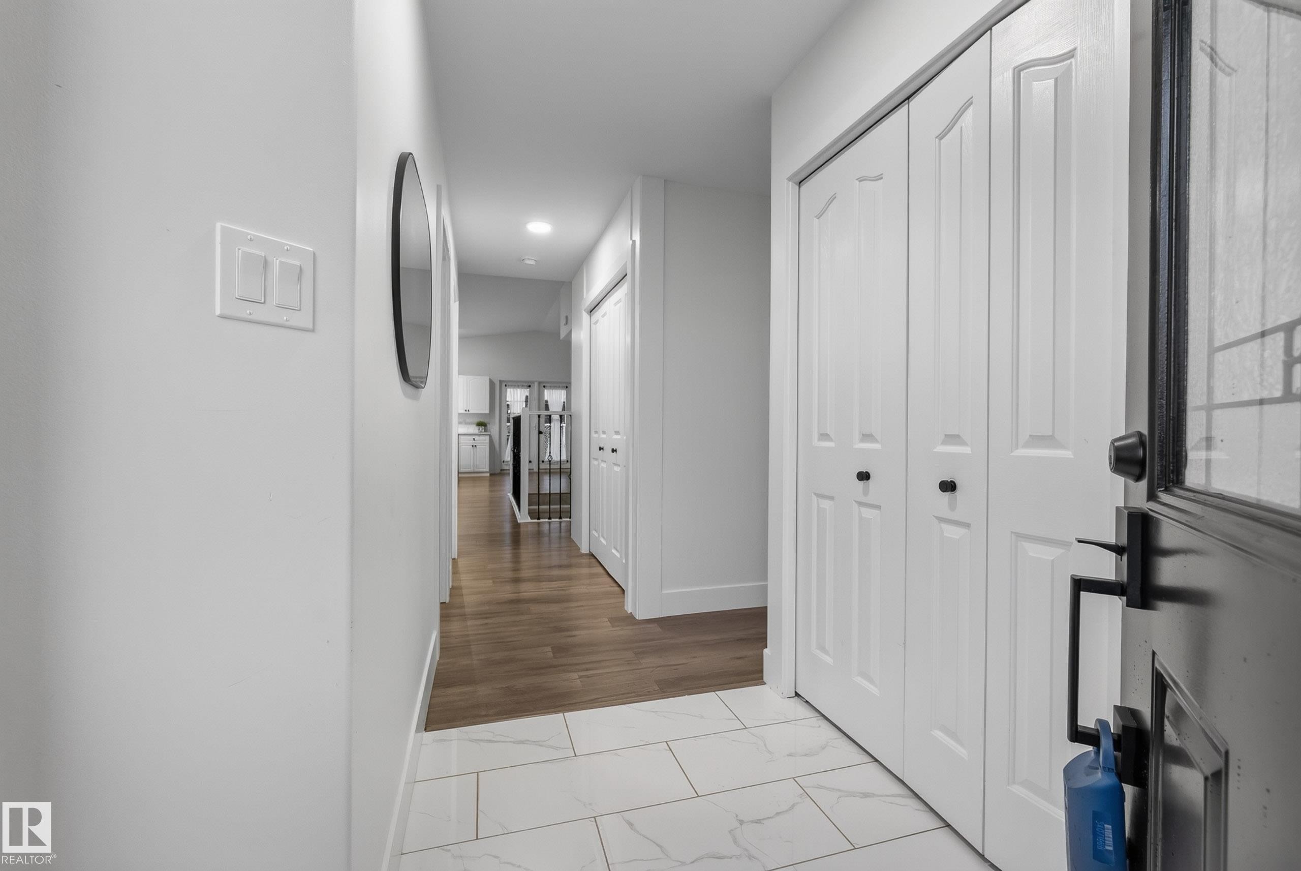 6741 162A Avenue Nw, Edmonton, AB - Indoor Photo Showing Other Room