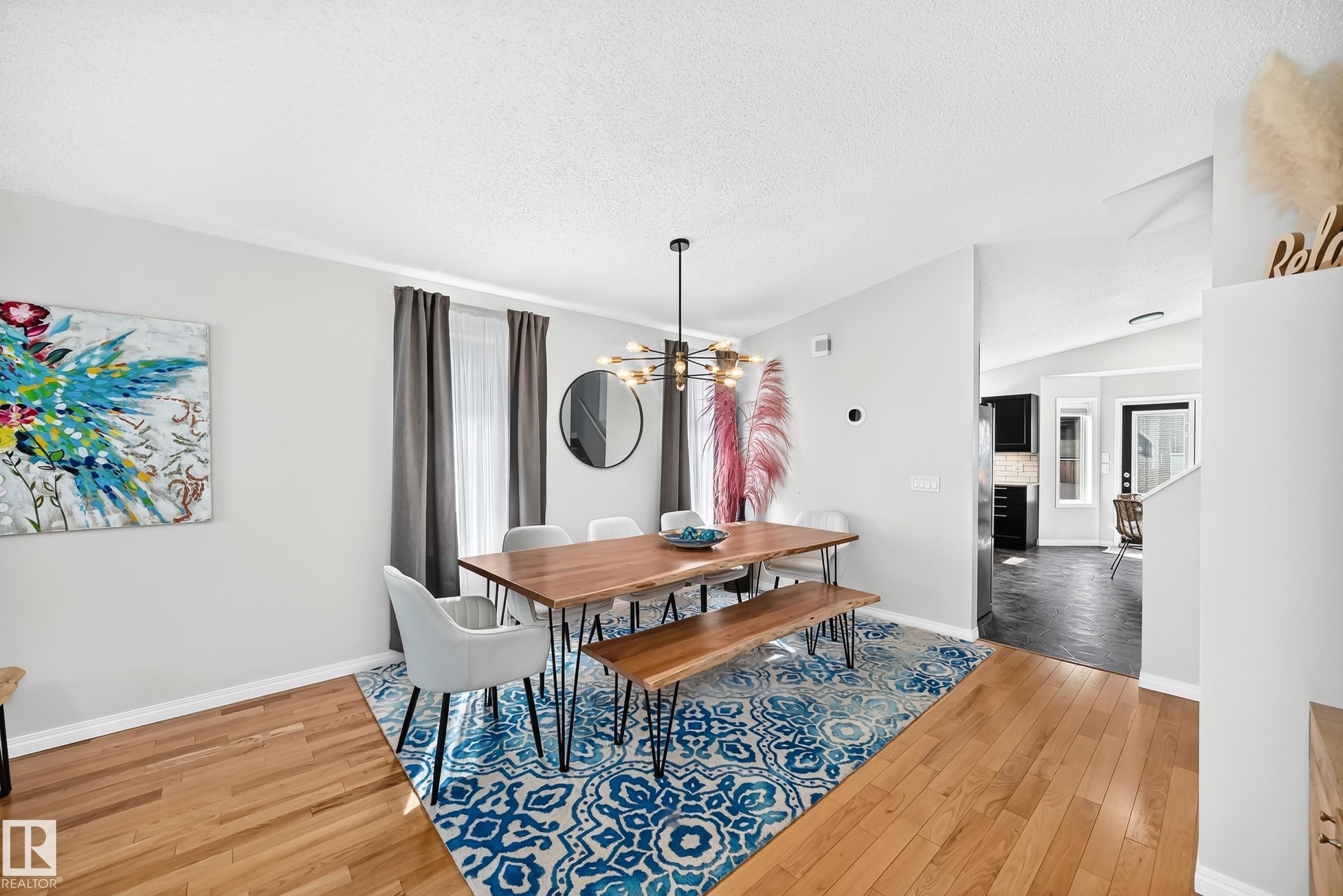 3729 131A Avenue Nw, Edmonton, AB - Indoor Photo Showing Dining Room