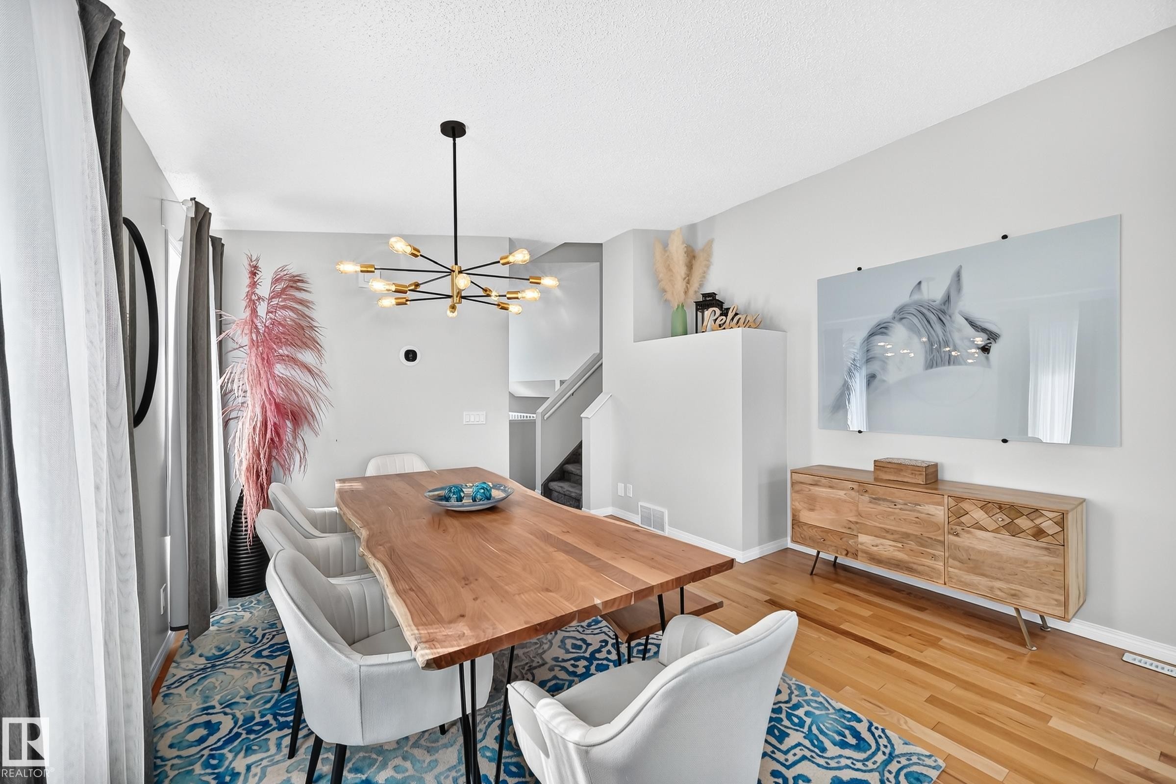 3729 131A Avenue Nw, Edmonton, AB - Indoor Photo Showing Dining Room