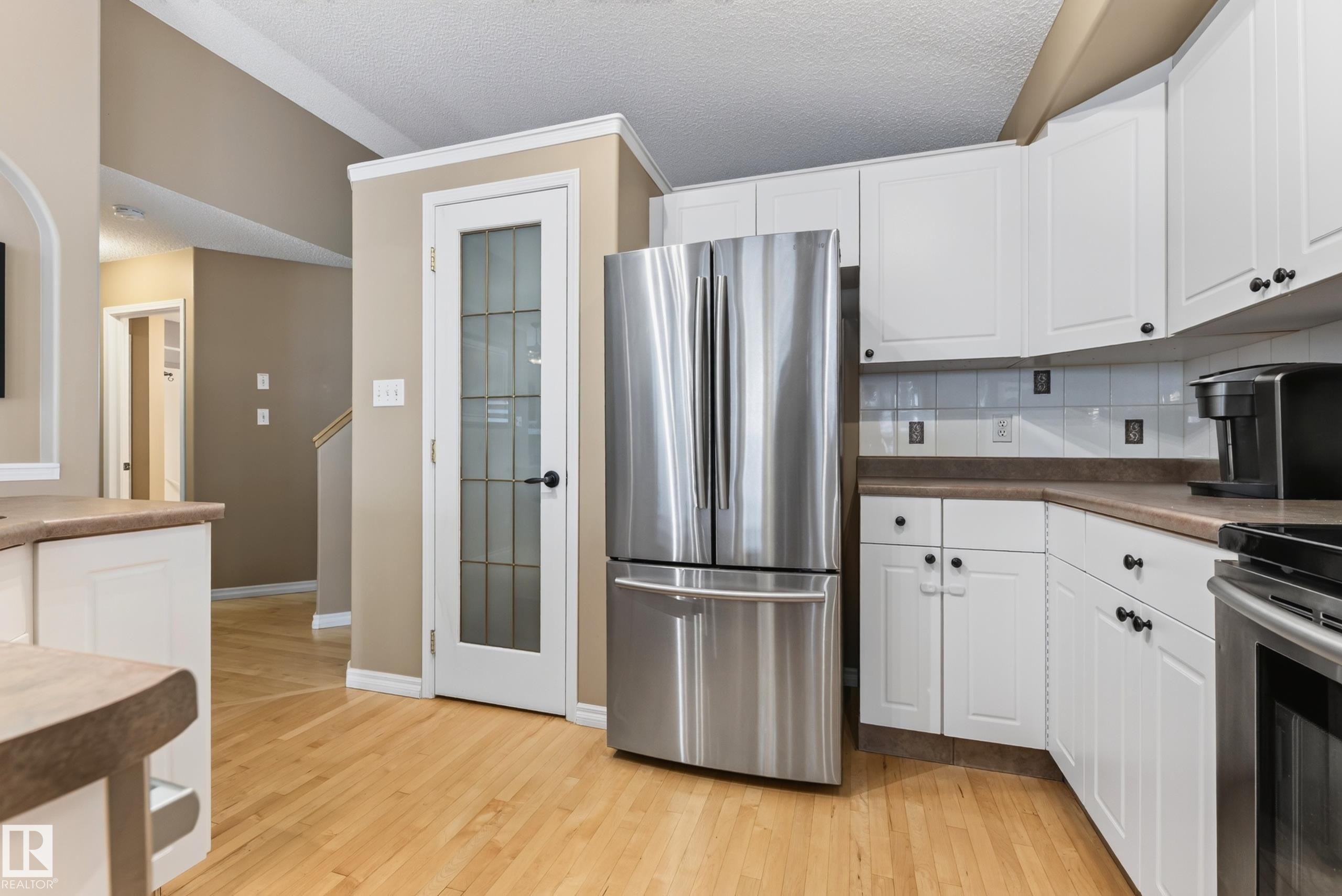 97 Foxboro Way, Sherwood Park, AB - Indoor Photo Showing Kitchen