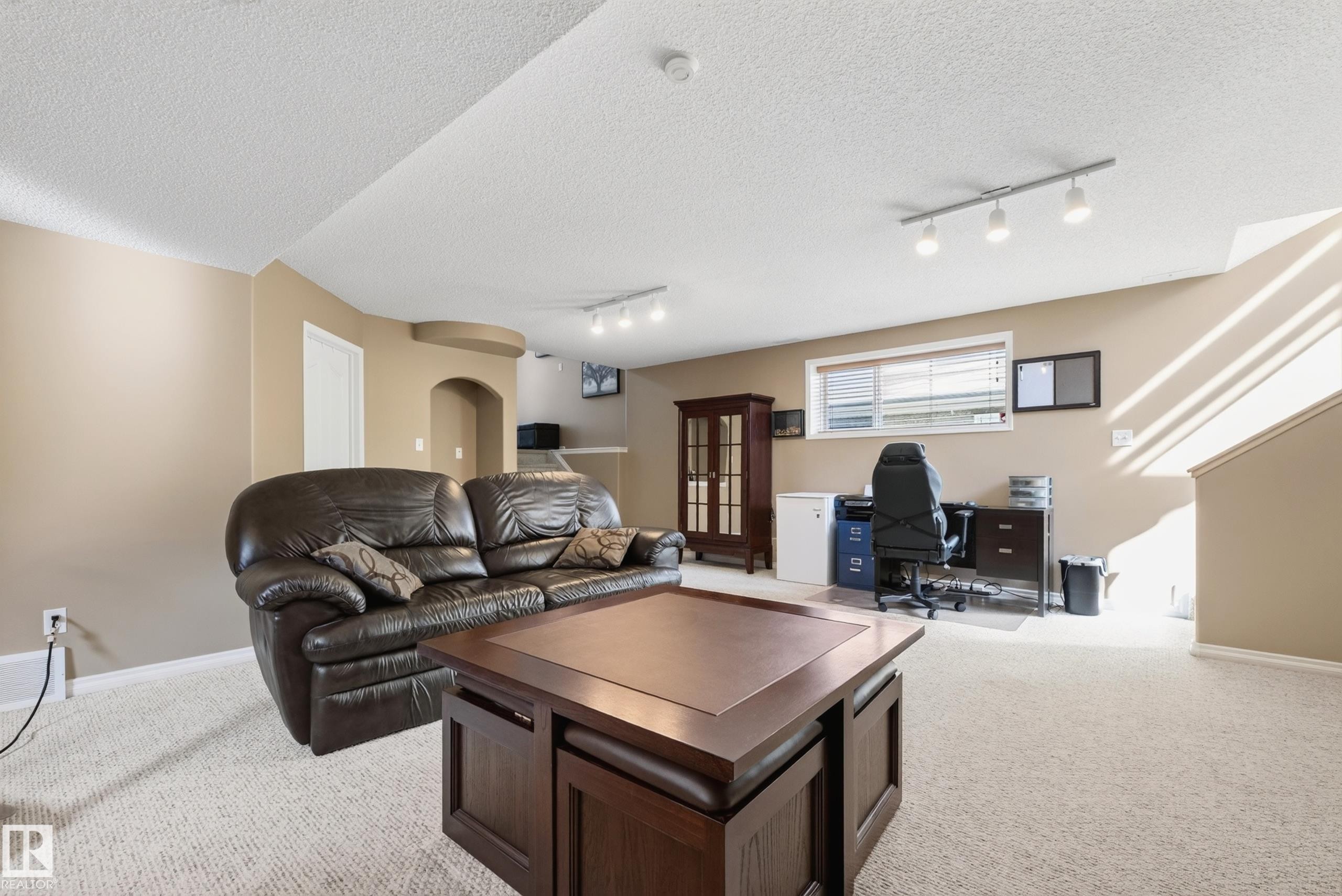 97 Foxboro Way, Sherwood Park, AB - Indoor