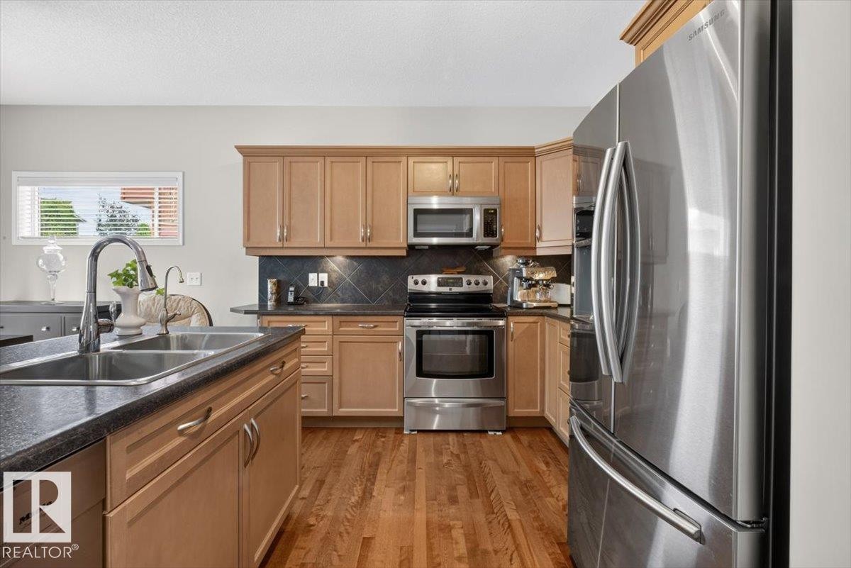 74 Everitt Dr Drive, St. Albert, AB - Indoor Photo Showing Kitchen With Double Sink