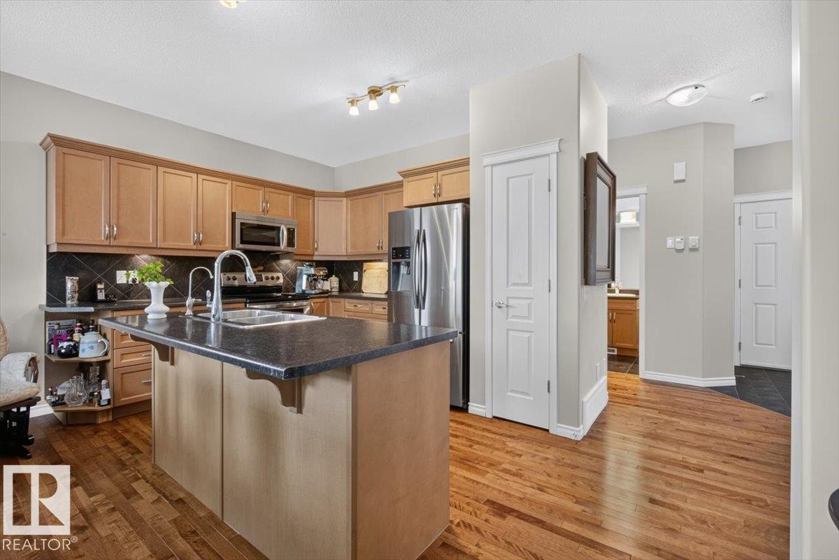 74 Everitt Dr Drive, St. Albert, AB - Indoor Photo Showing Kitchen With Double Sink