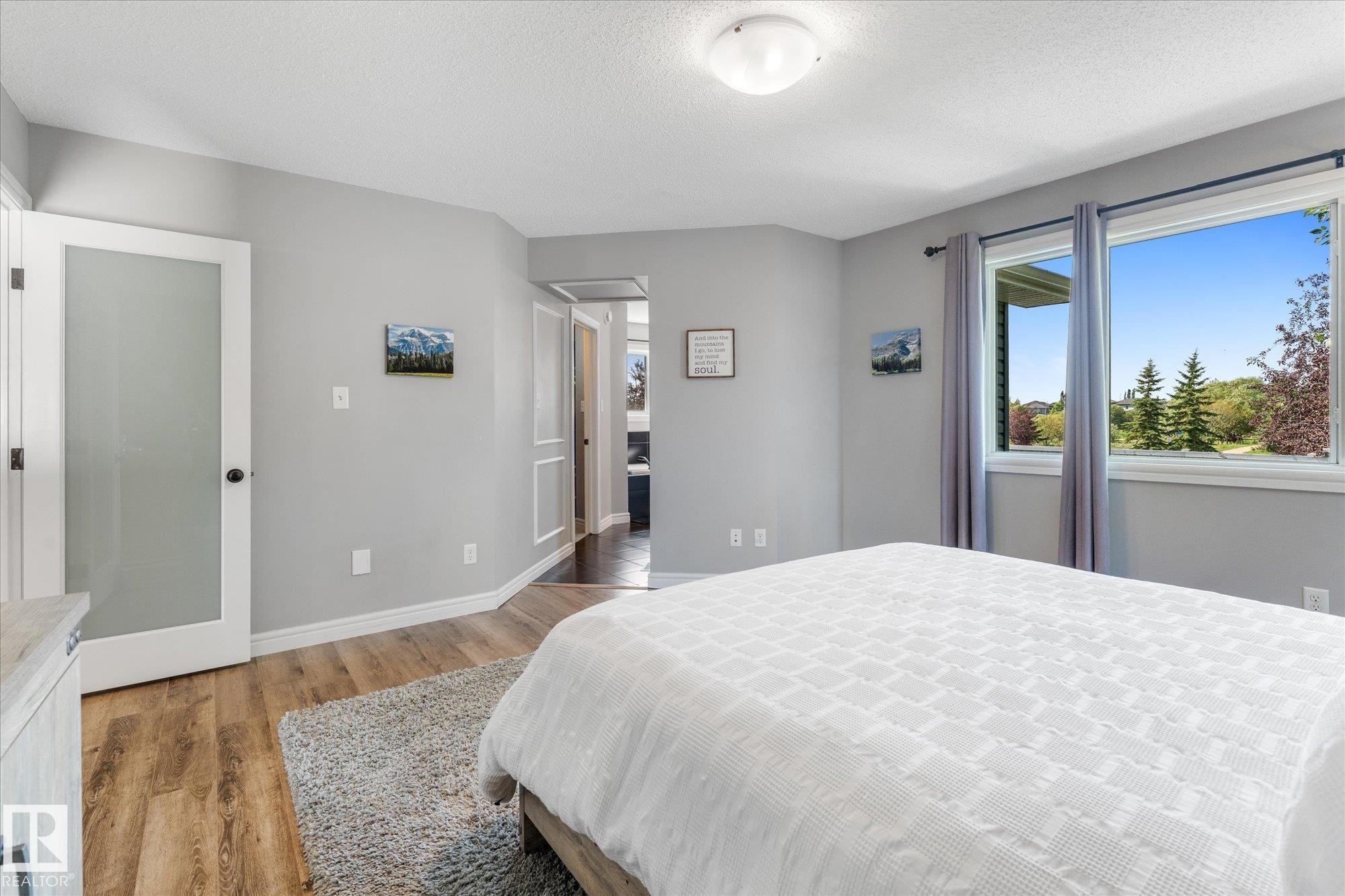 41 Meadowview Landing, Spruce Grove, AB - Indoor Photo Showing Bedroom