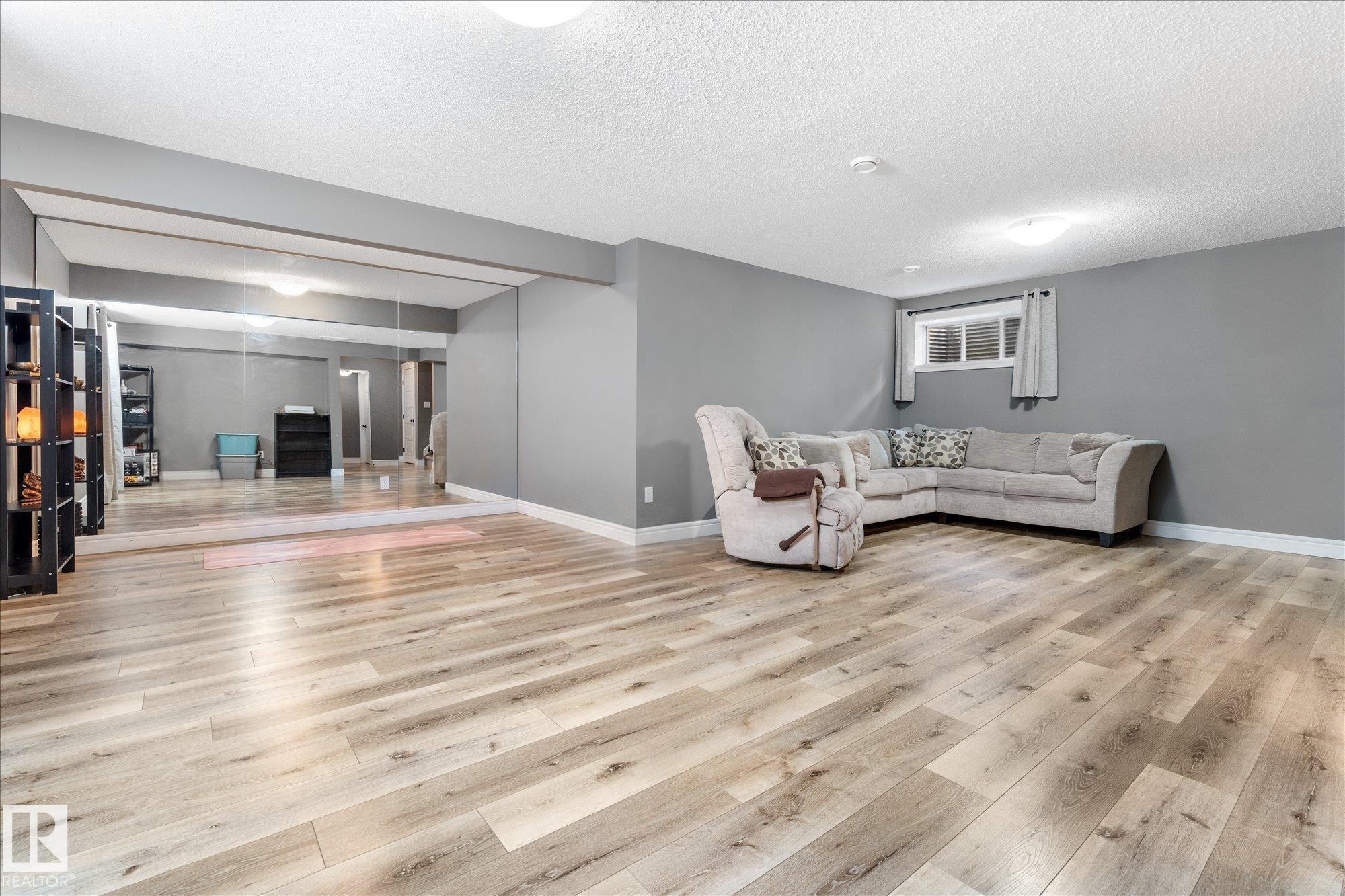 41 Meadowview Landing, Spruce Grove, AB - Indoor