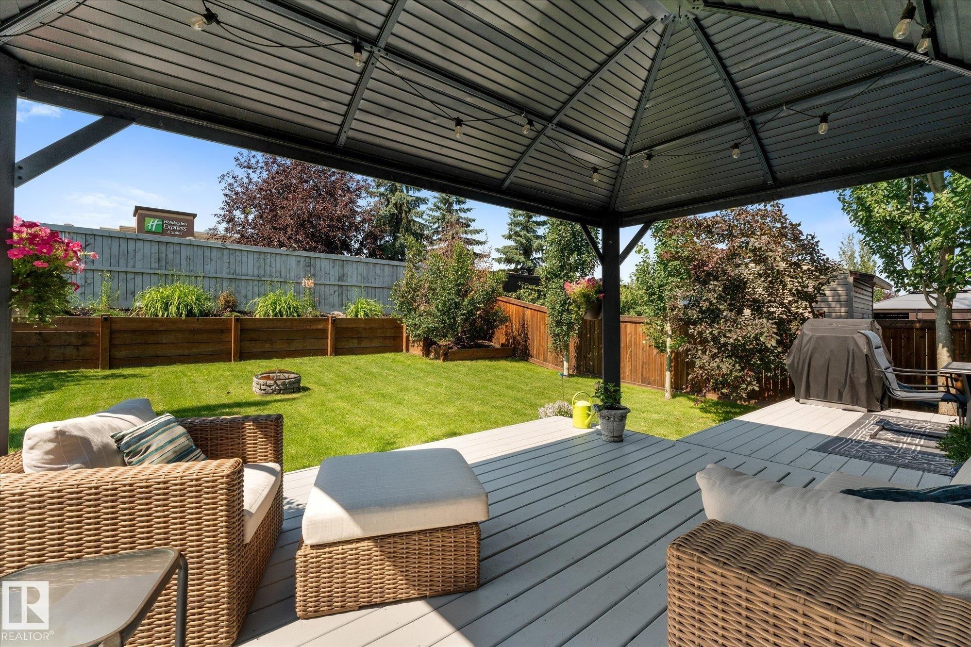 41 Meadowview Landing, Spruce Grove, AB - Outdoor With Deck Patio Veranda