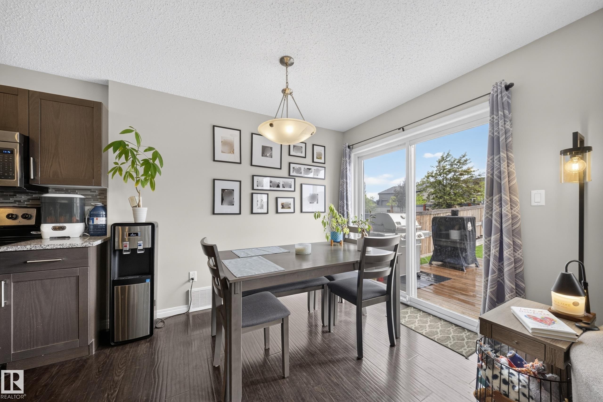 2155 67 Street Sw, Edmonton, AB - Indoor Photo Showing Other Room