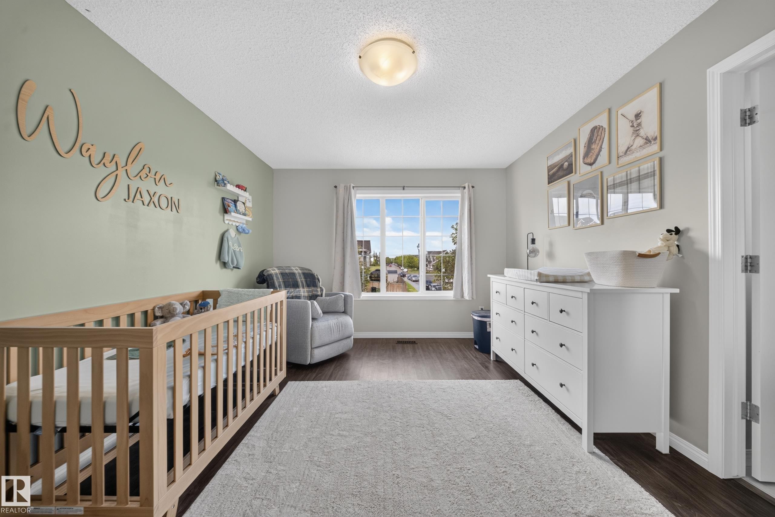 2155 67 Street Sw, Edmonton, AB - Indoor Photo Showing Bedroom