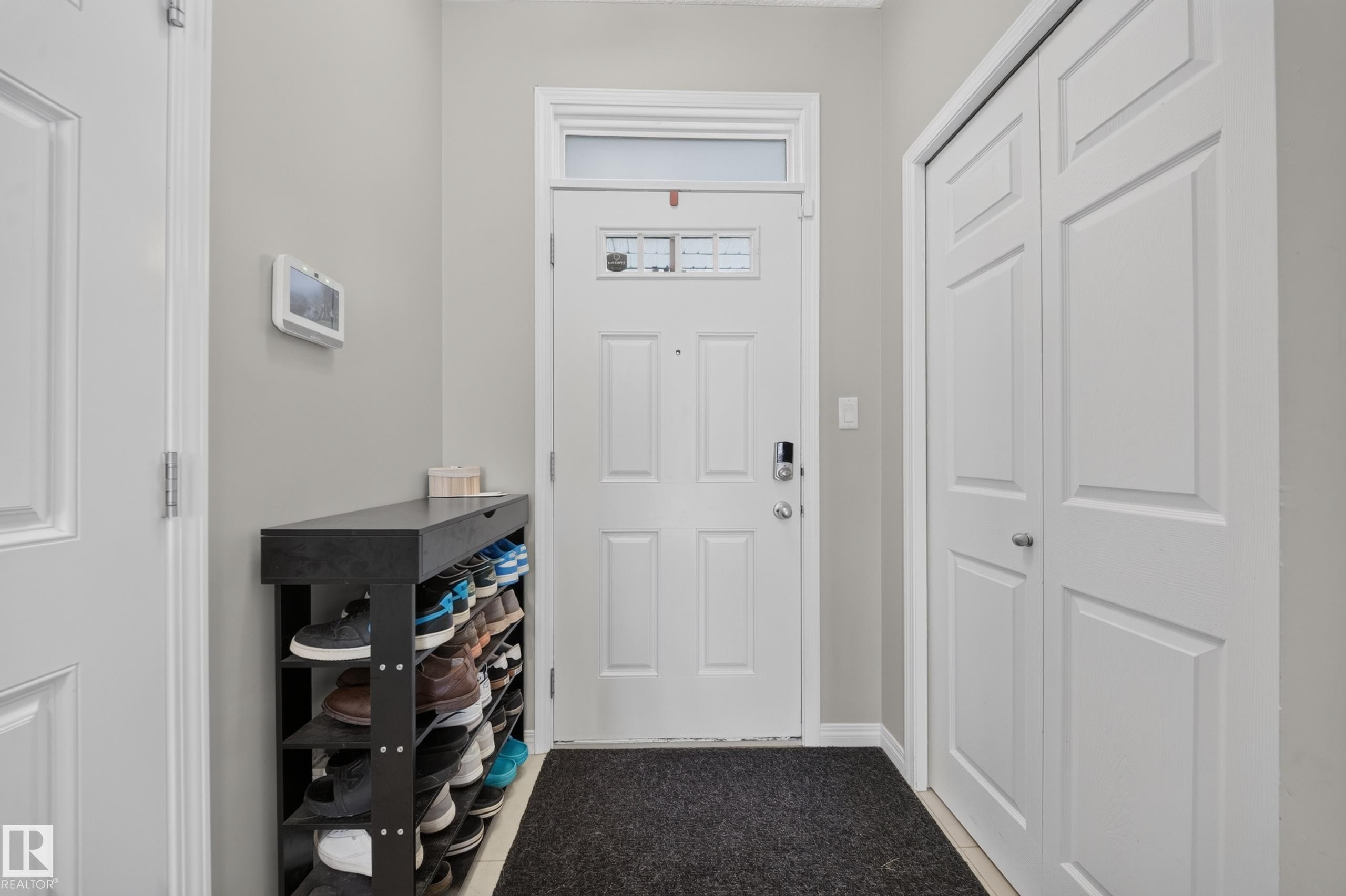 2155 67 Street Sw, Edmonton, AB - Indoor Photo Showing Other Room