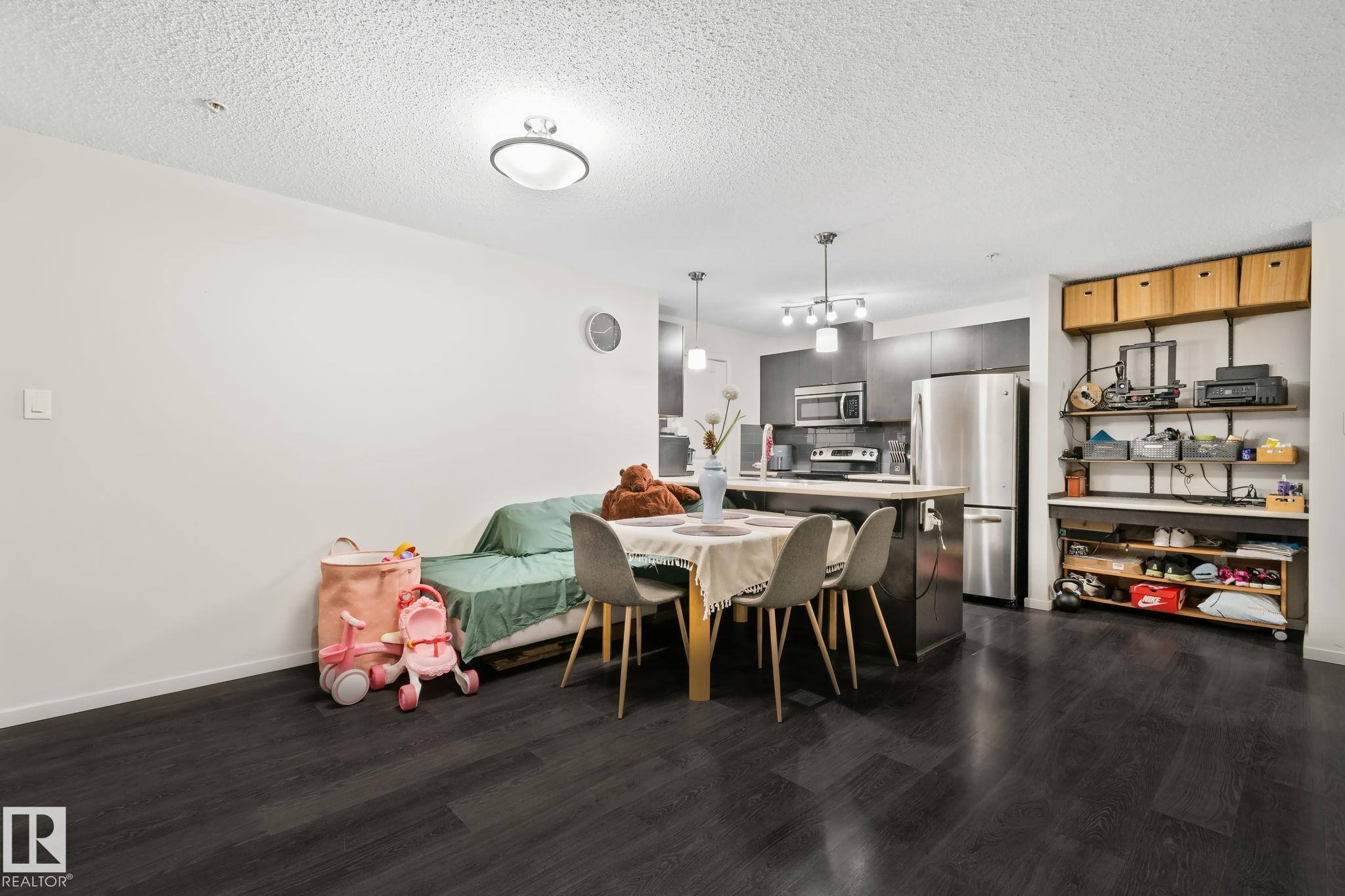 #226 344 Windermere Rd Nw, Edmonton, AB - Indoor