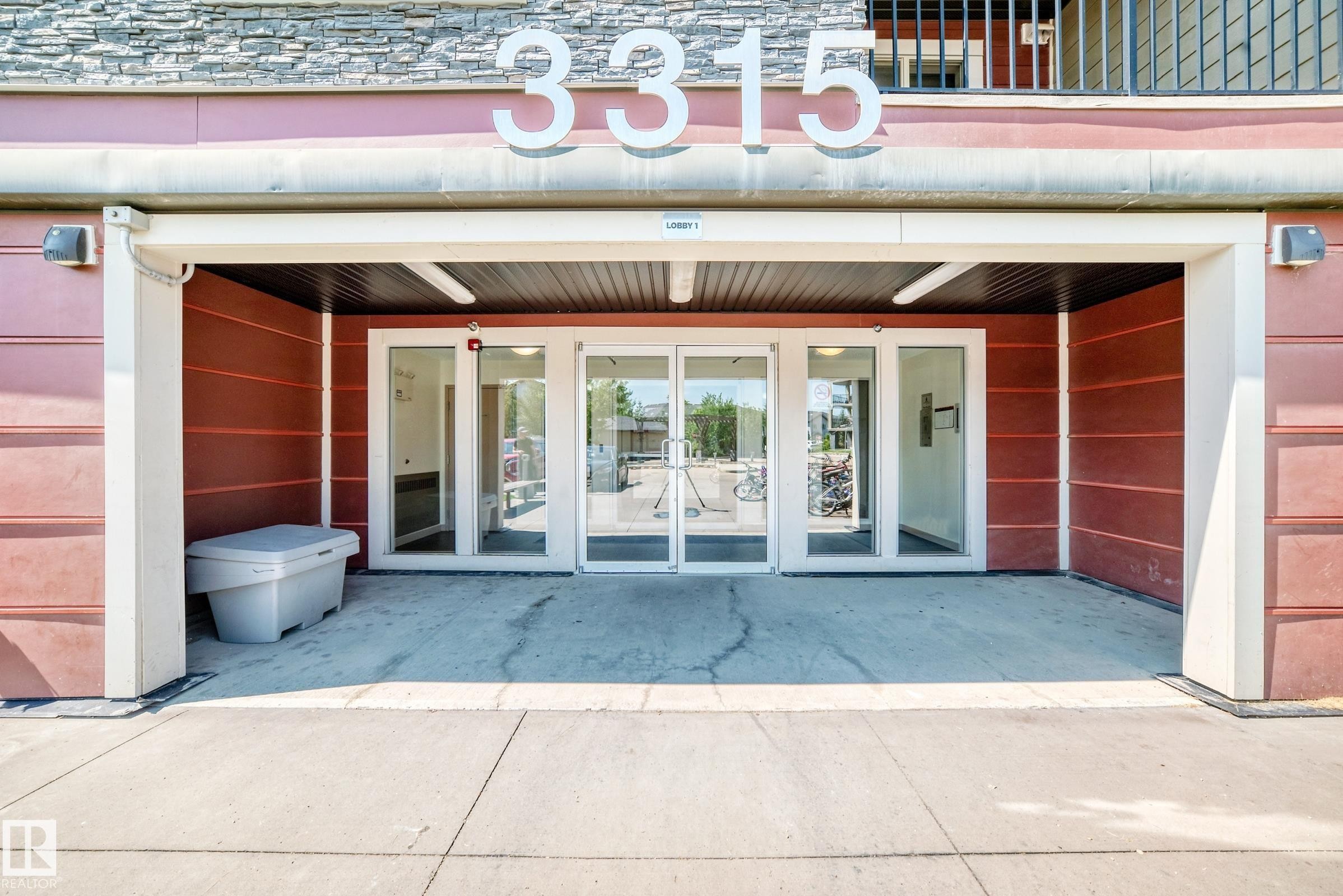 #206 3315 James Mowatt Tr Sw, Edmonton, AB - Outdoor