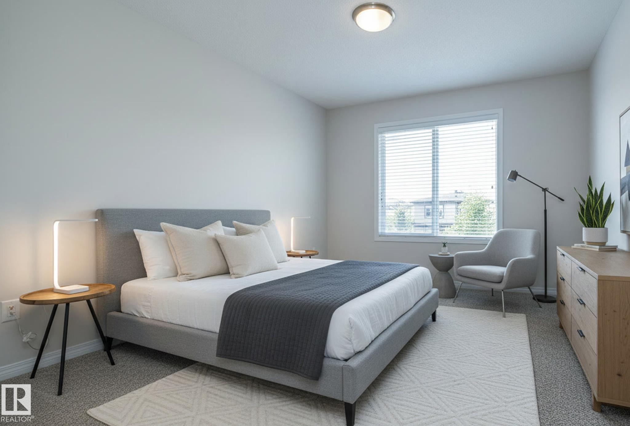 5233 Crabapple Link Sw, Edmonton, AB - Indoor Photo Showing Bedroom