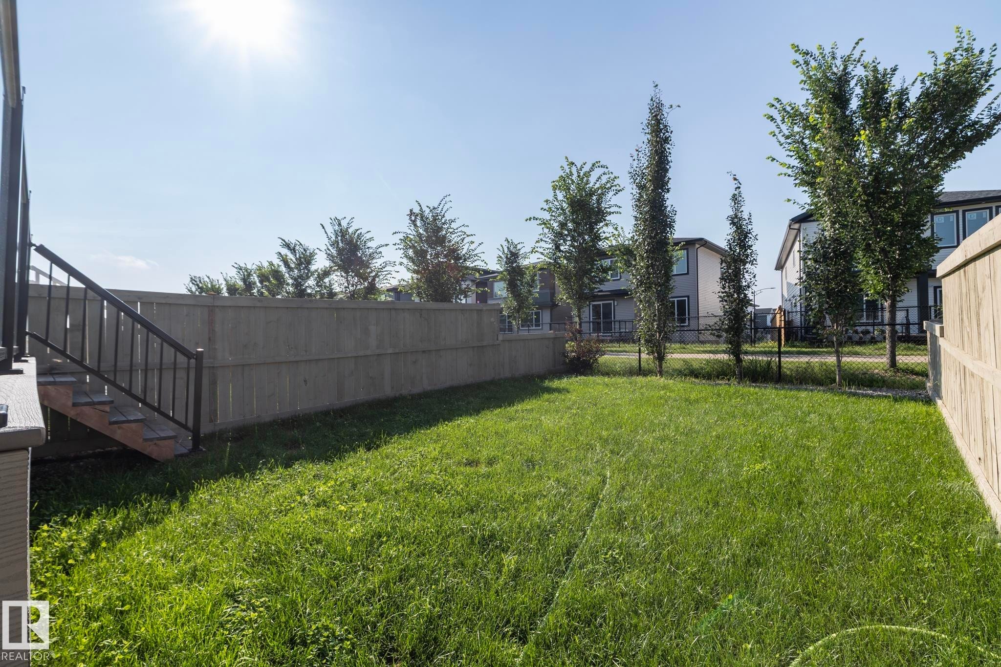 5233 Crabapple Link Sw, Edmonton, AB - Outdoor