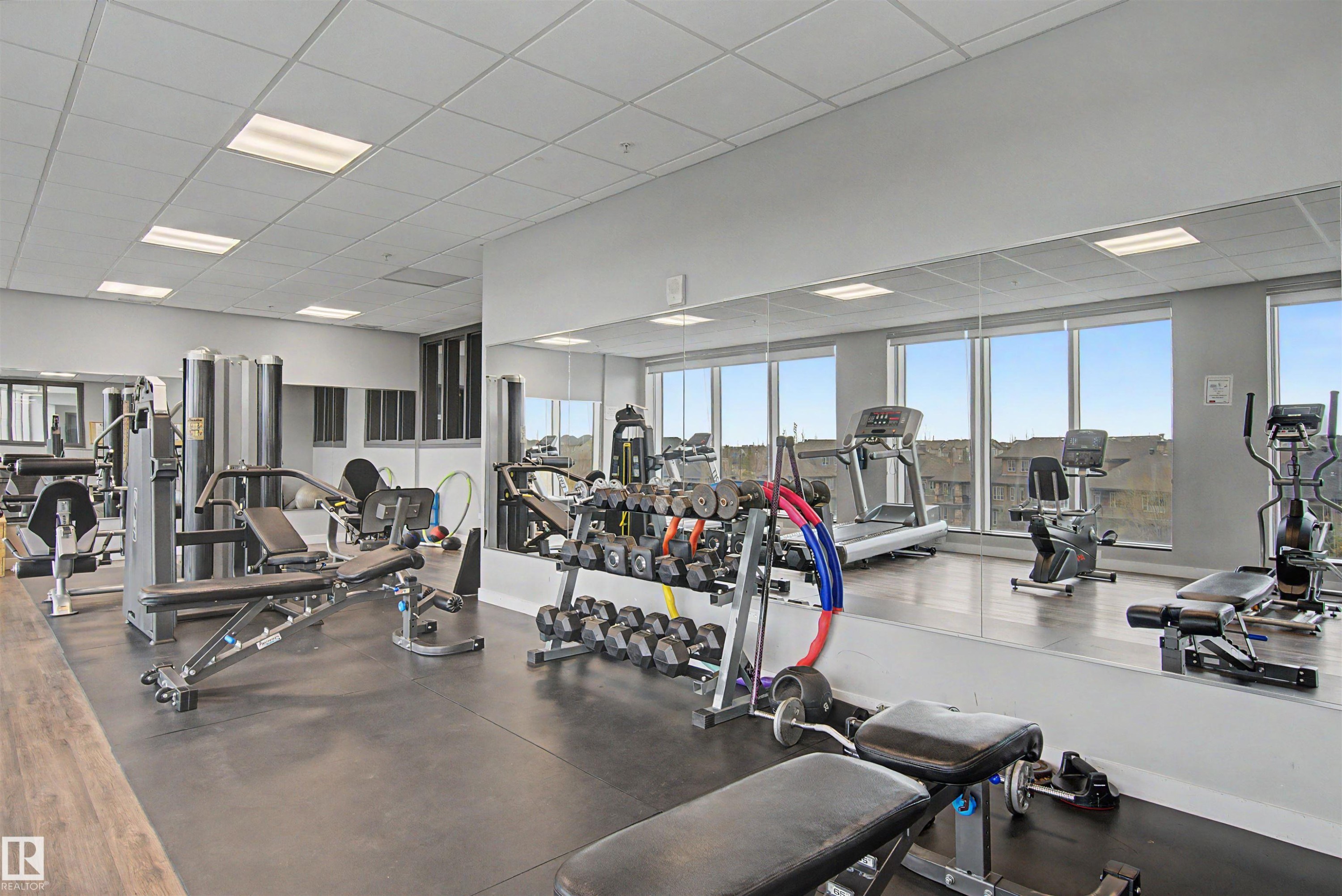 #1225 5151 Windermere Bv Sw, Edmonton, AB - Indoor Photo Showing Gym Room
