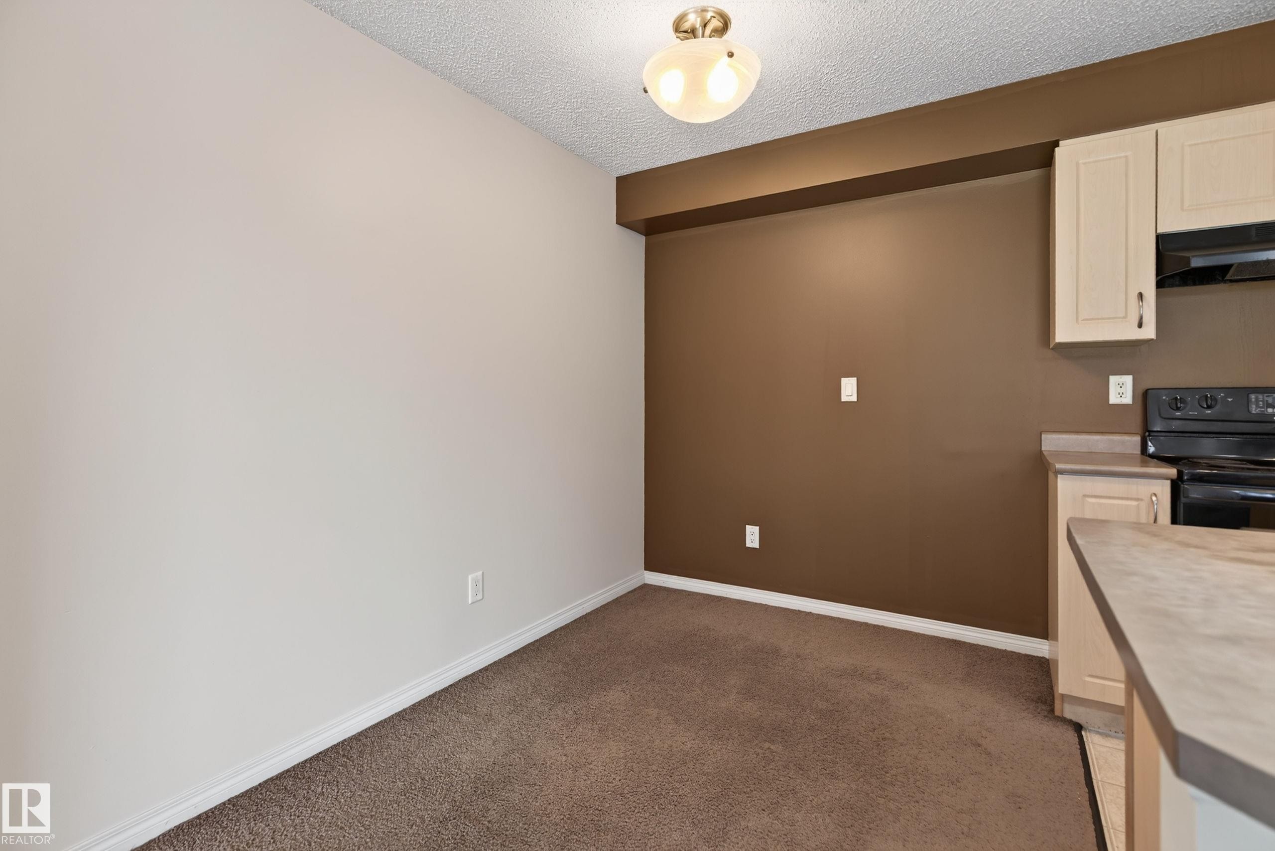 #104 13907 136 St Nw, Edmonton, AB - Indoor