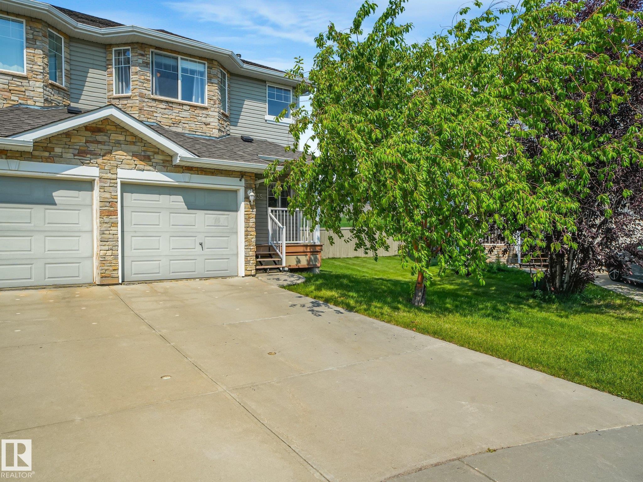 3635 11 Street Nw, Edmonton, AB - Outdoor