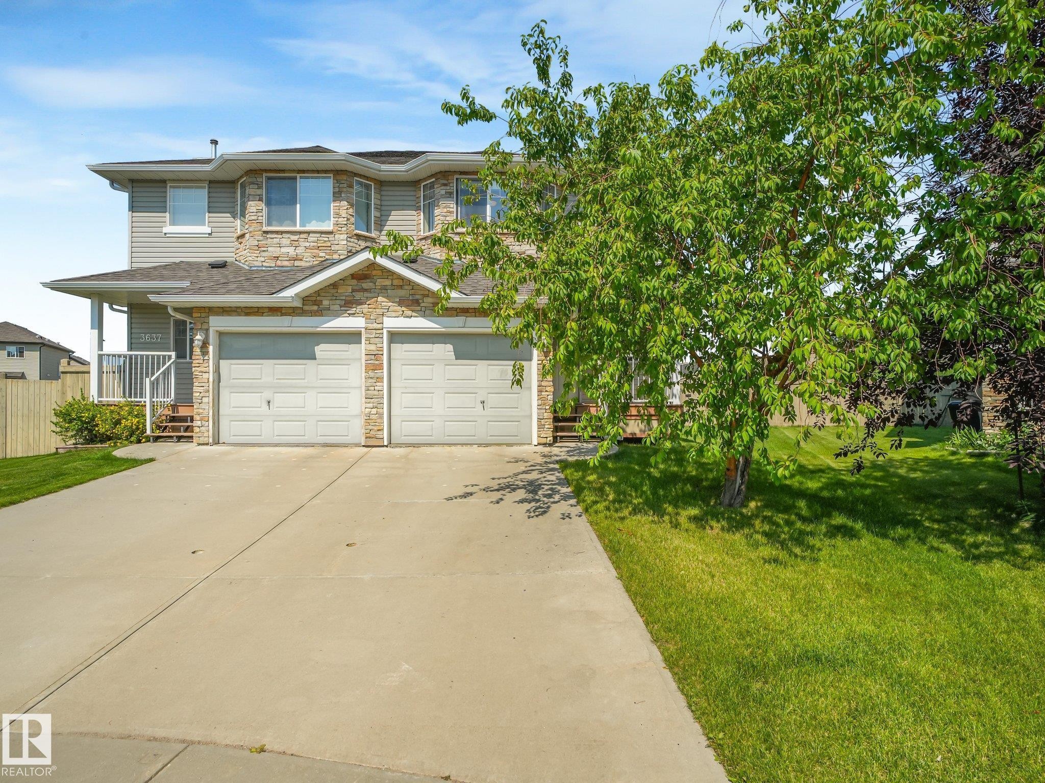 3635 11 Street Nw, Edmonton, AB - Outdoor