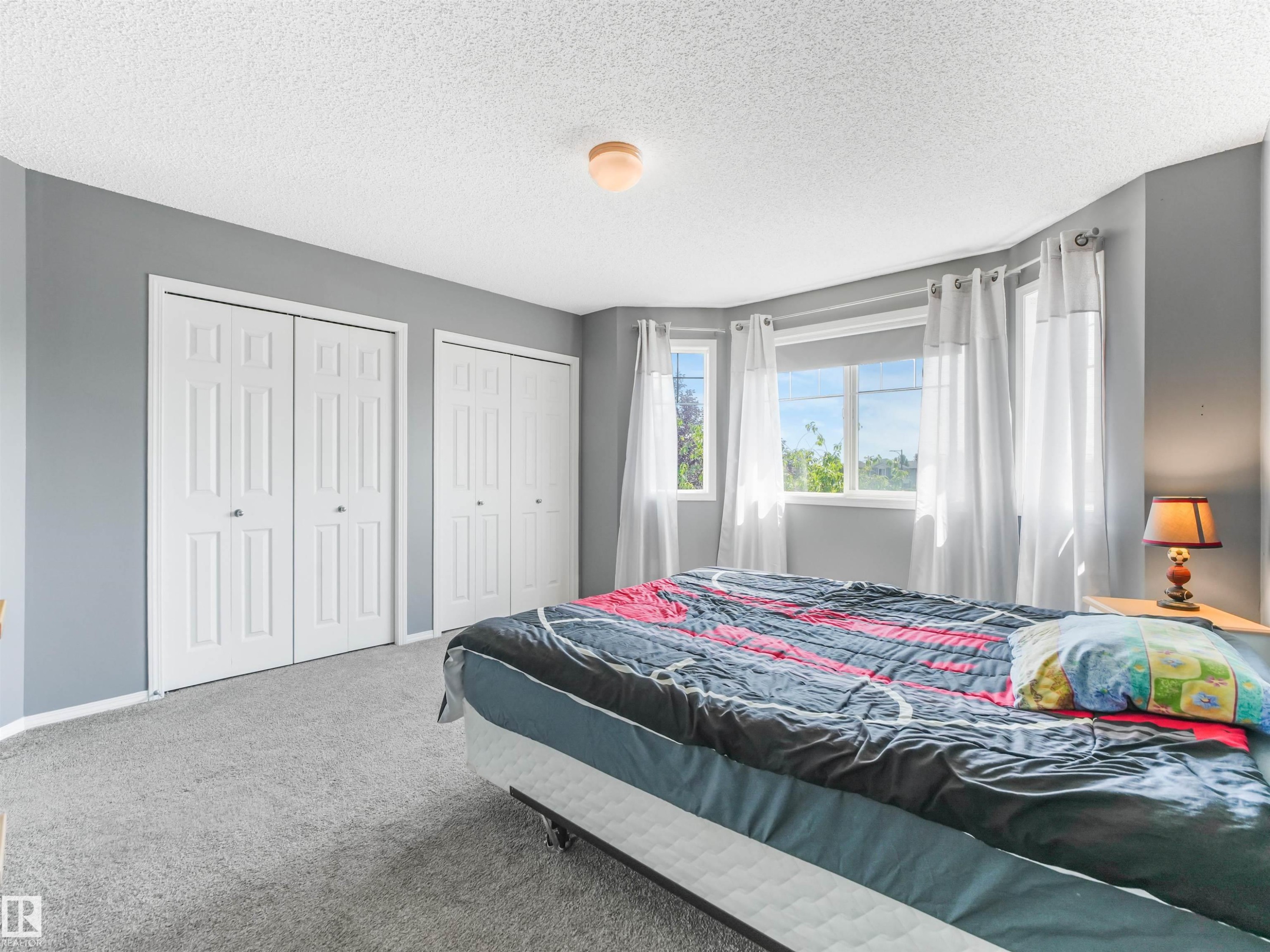 3635 11 Street Nw, Edmonton, AB - Indoor Photo Showing Bedroom