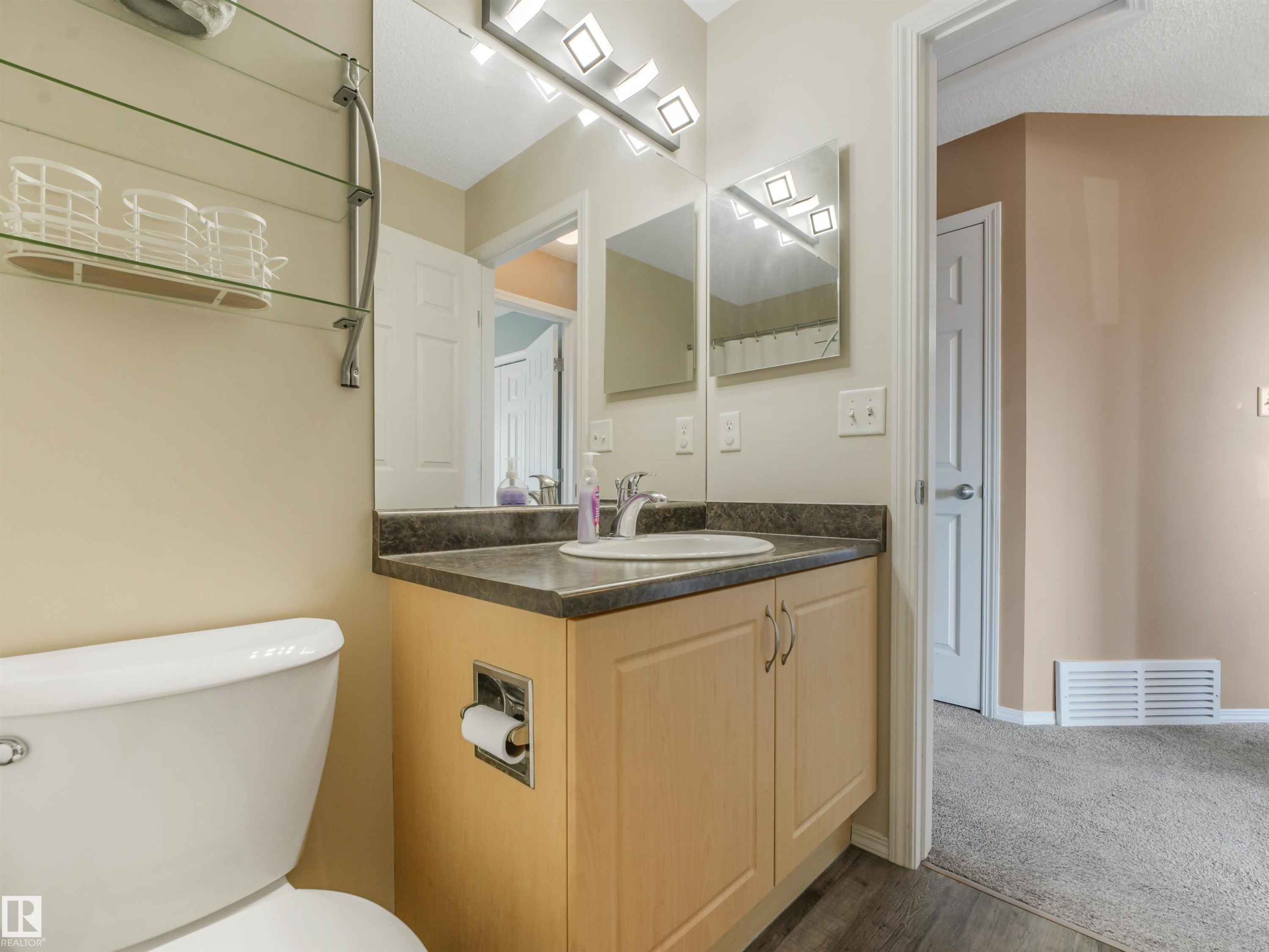 3635 11 Street Nw, Edmonton, AB - Indoor Photo Showing Bathroom