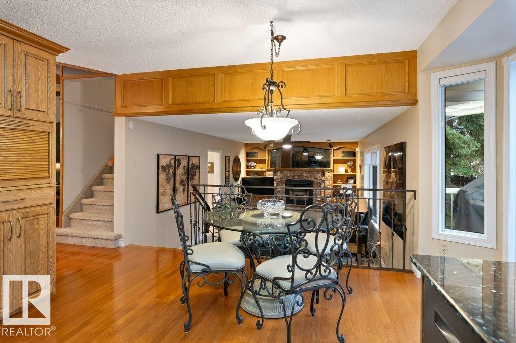 15 Lucien Drive, St. Albert, AB - Indoor Photo Showing Dining Room