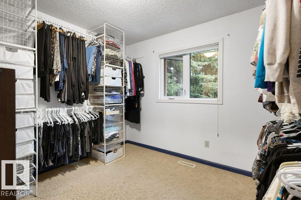 15 Lucien Drive, St. Albert, AB - Indoor With Storage
