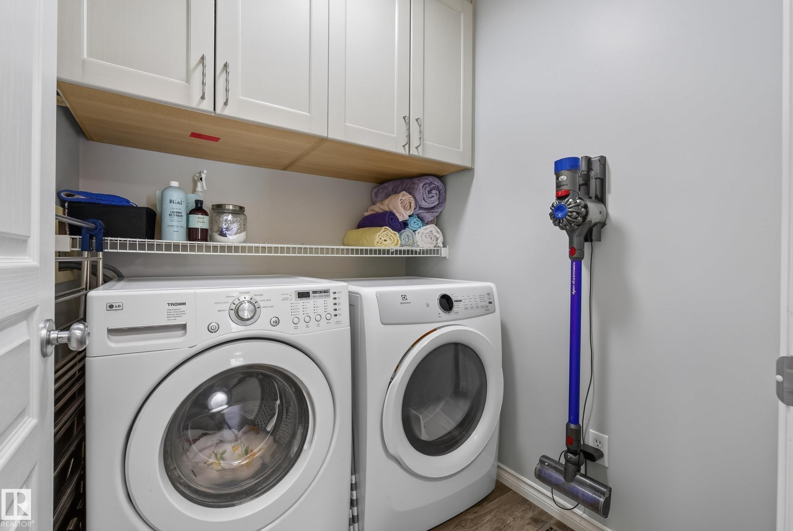 76 Leyland Way, Spruce Grove, AB - Indoor Photo Showing Laundry Room
