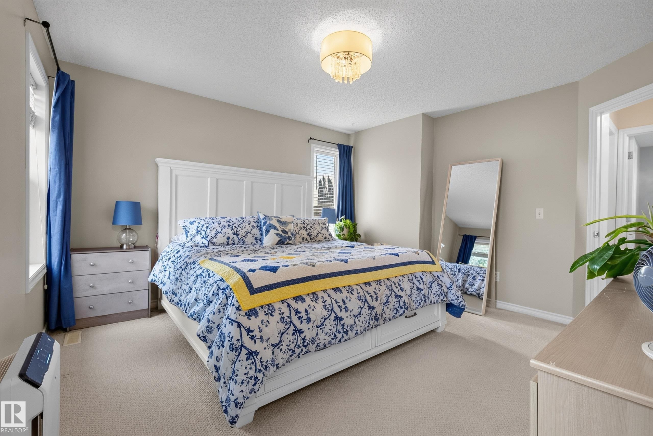76 Leyland Way, Spruce Grove, AB - Indoor Photo Showing Bedroom