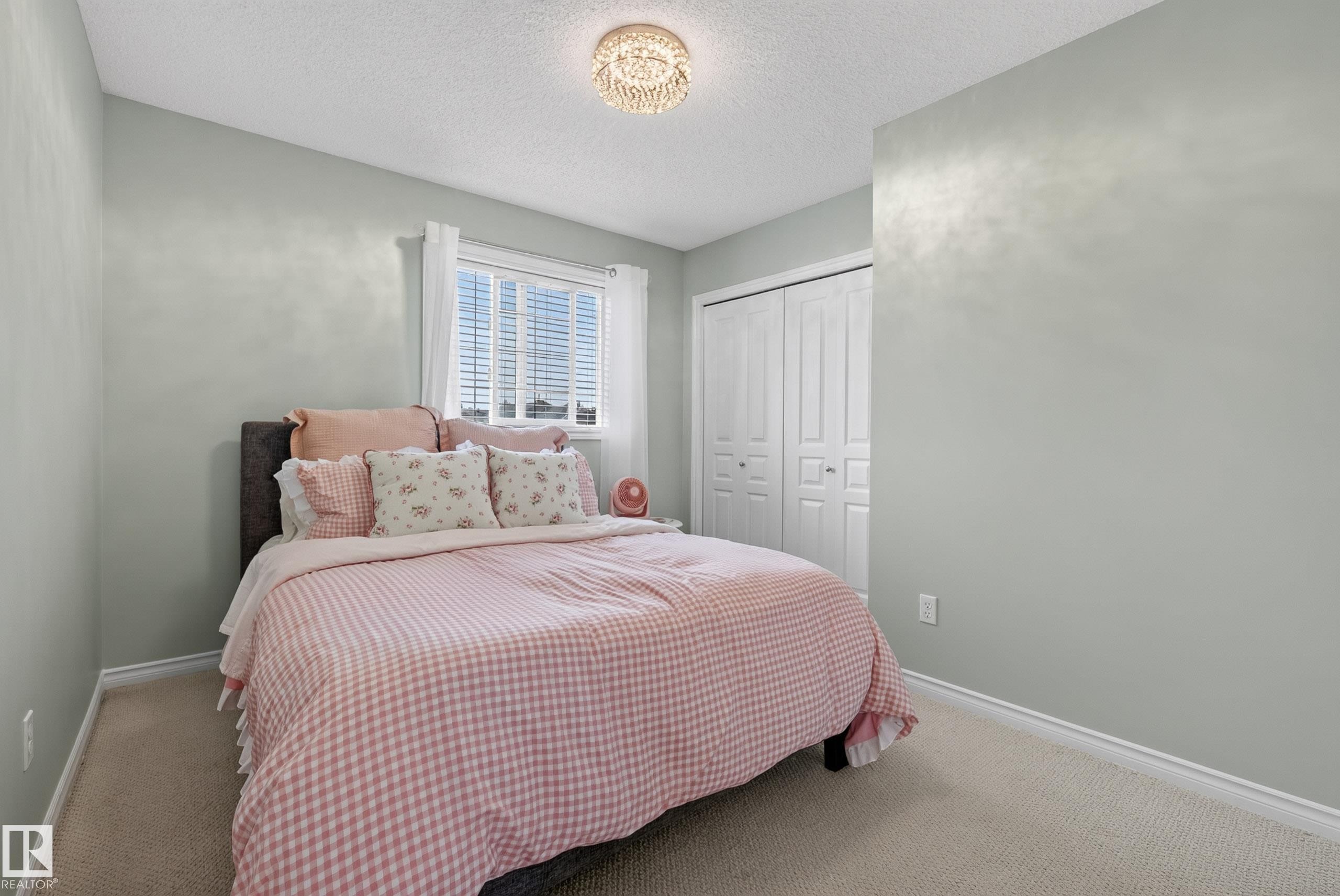 76 Leyland Way, Spruce Grove, AB - Indoor Photo Showing Bedroom