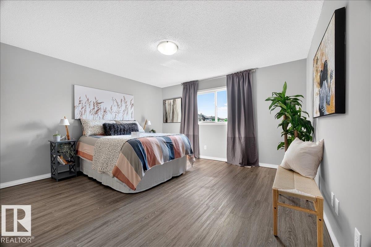 18069 89 Street Nw, Edmonton, AB - Indoor Photo Showing Bedroom