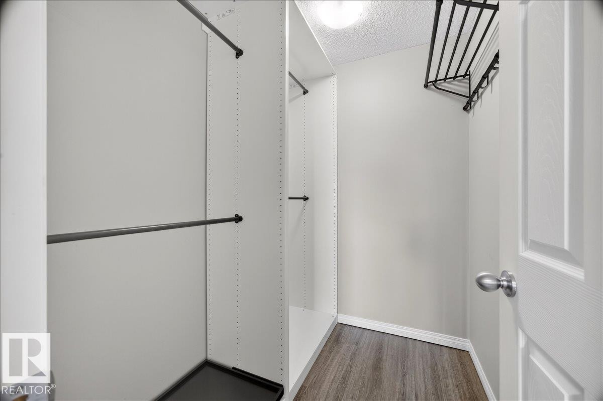 18069 89 Street Nw, Edmonton, AB - Indoor Photo Showing Other Room