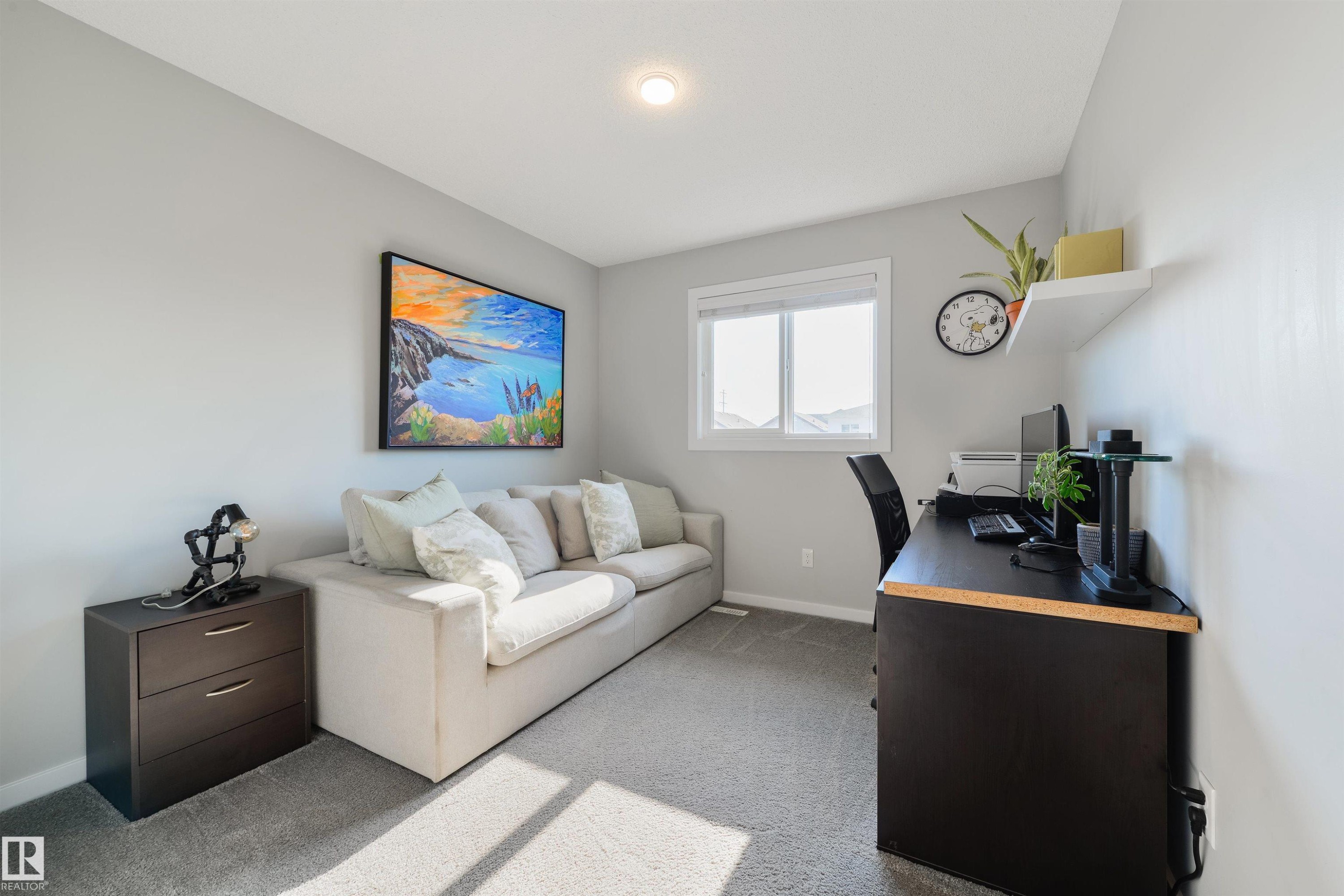 2617 Maple Way Nw, Edmonton, AB - Indoor Photo Showing Office