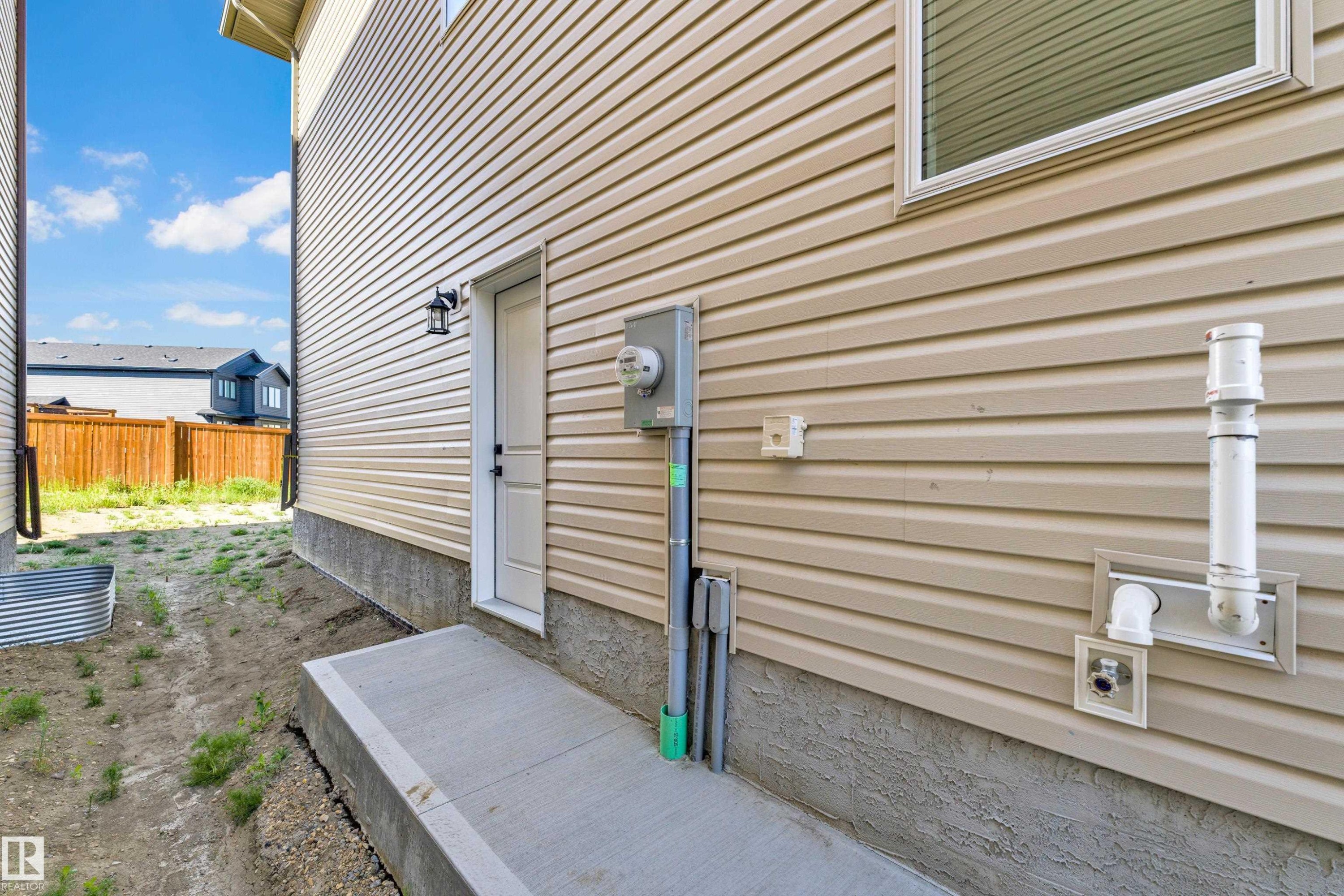 431 Roberts Crescent, Leduc, AB - Outdoor With Exterior