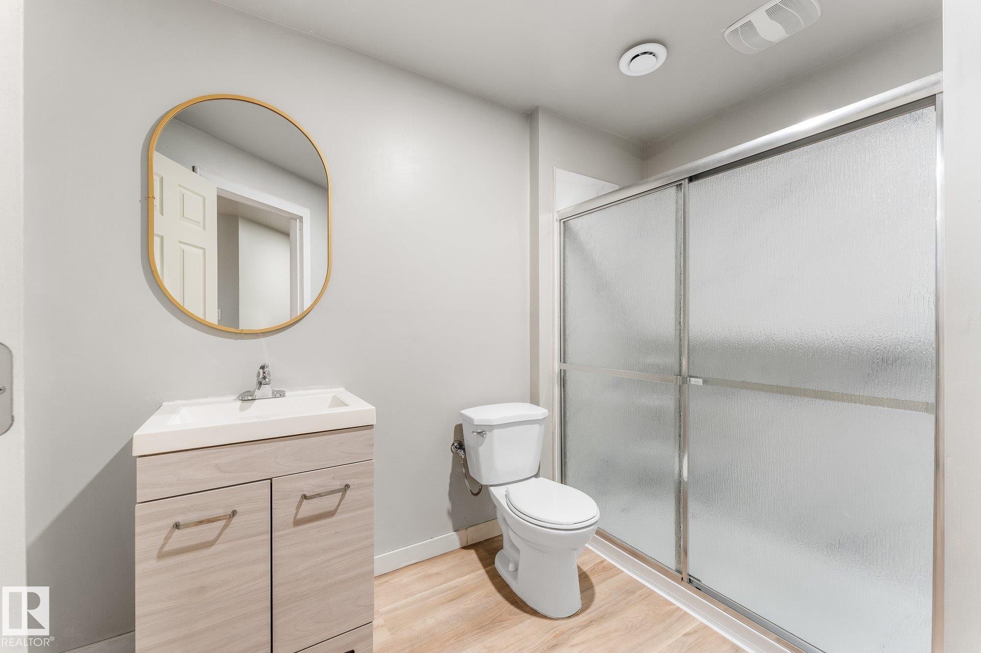 3pc bathroom - 13148 151 Avenue Nw, Edmonton, AB - Indoor Photo Showing Bathroom