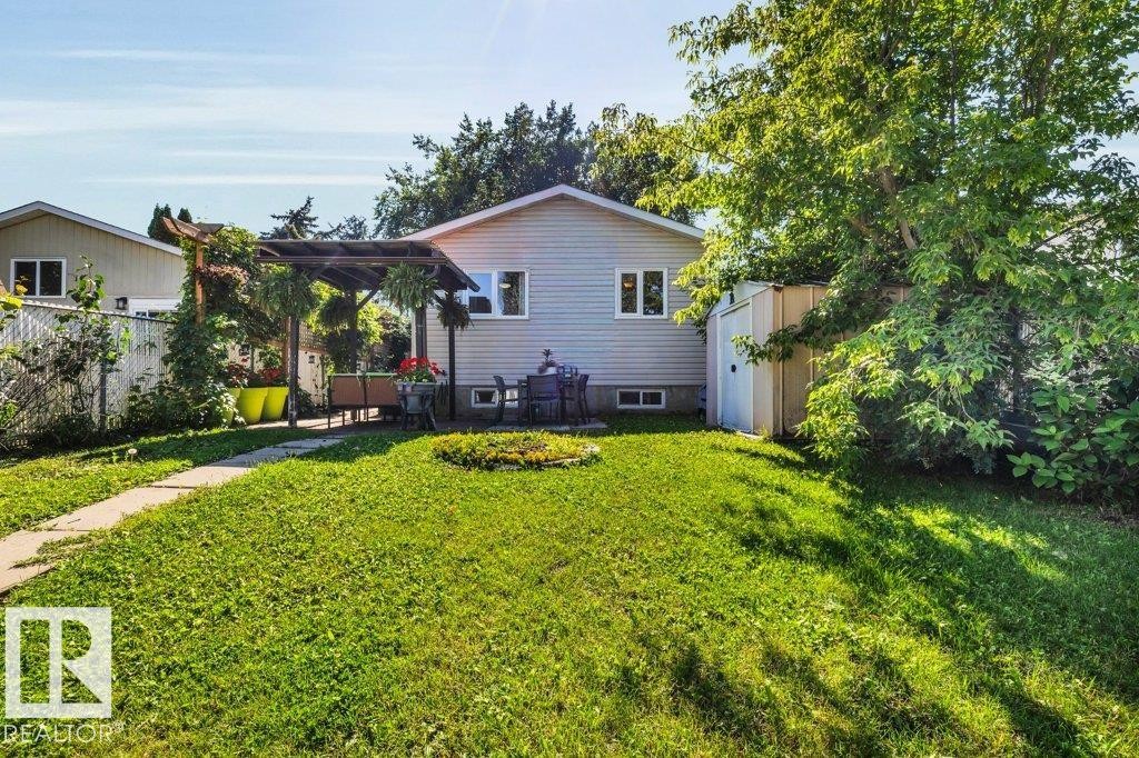 216 Greenwood Drive, Spruce Grove, AB - Outdoor