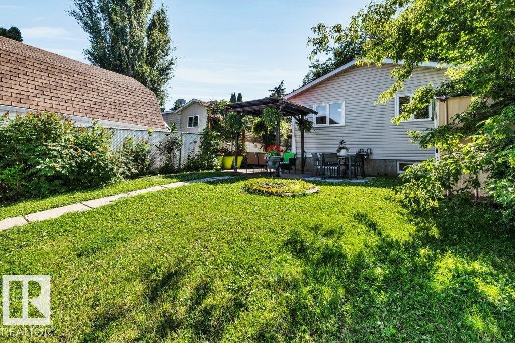 216 Greenwood Drive, Spruce Grove, AB - Outdoor