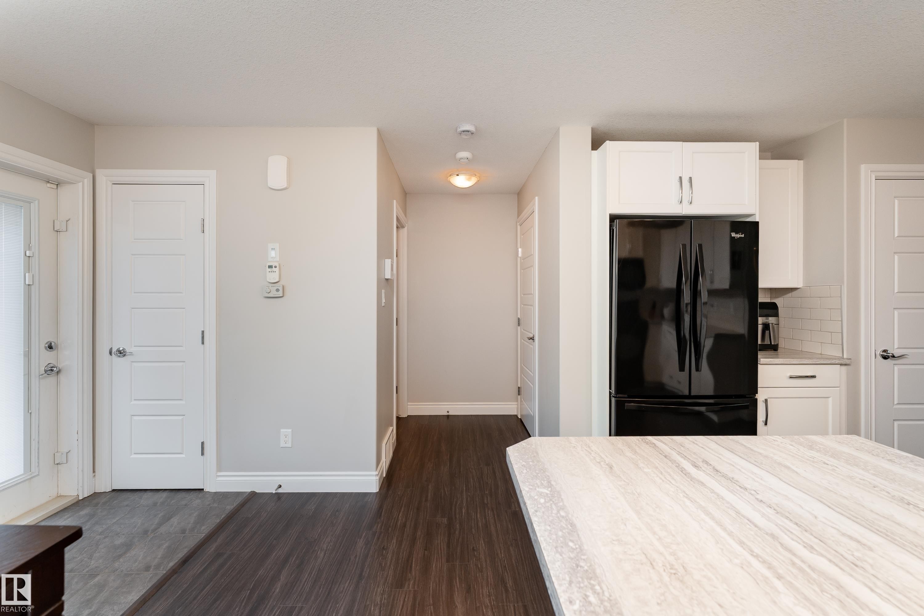 2338 Glenridding Boulevard Sw, Edmonton, AB - Indoor