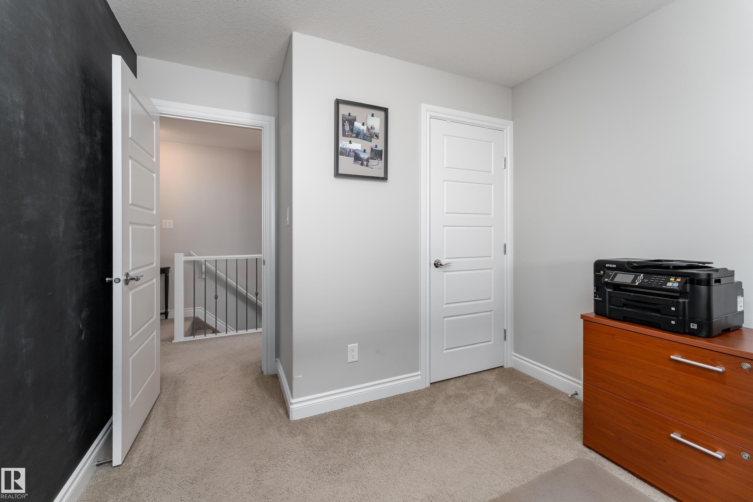 2338 Glenridding Boulevard Sw, Edmonton, AB - Indoor
