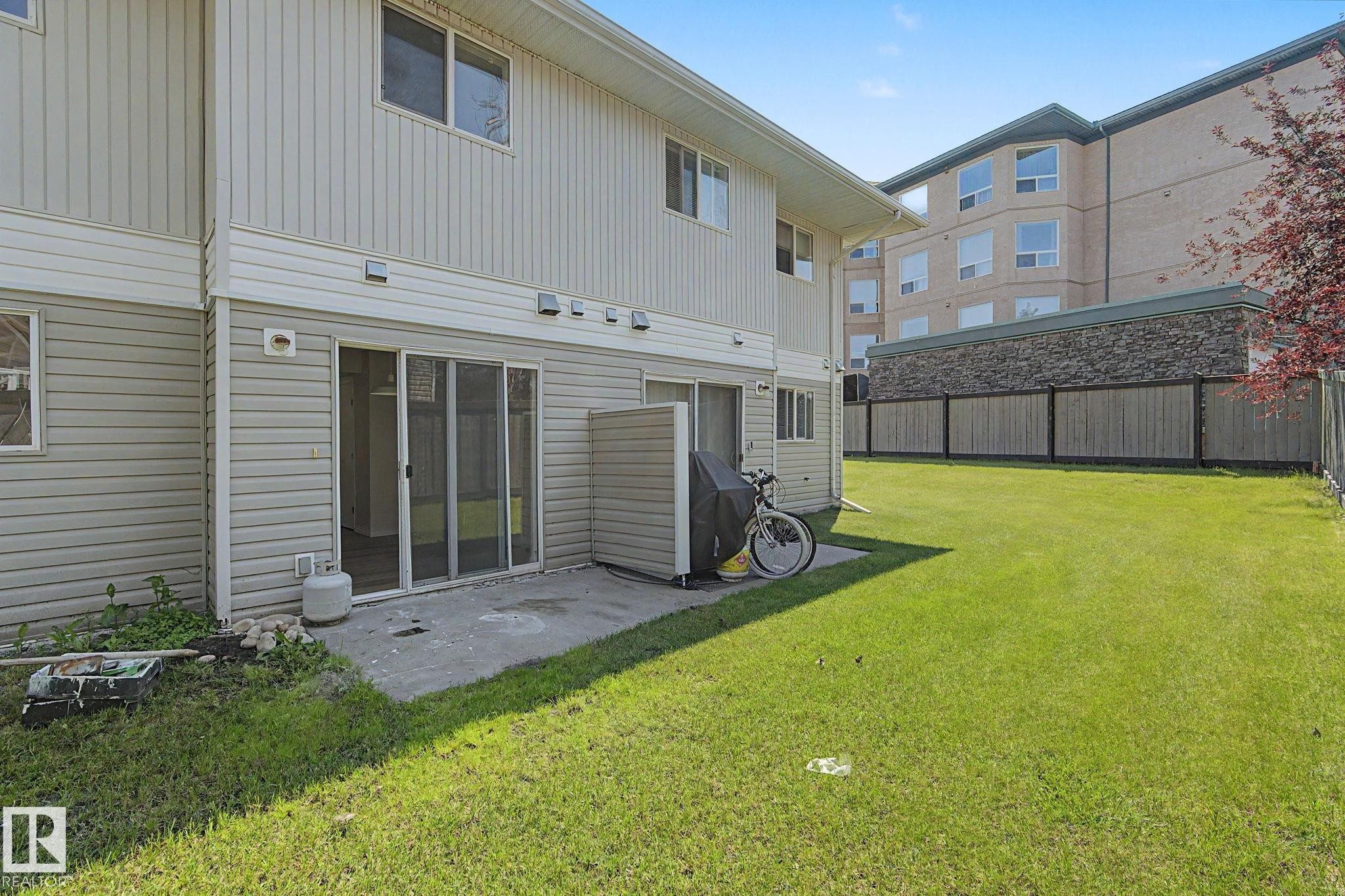 #152 180 Bridgeport Bv, Leduc, AB - Outdoor With Exterior