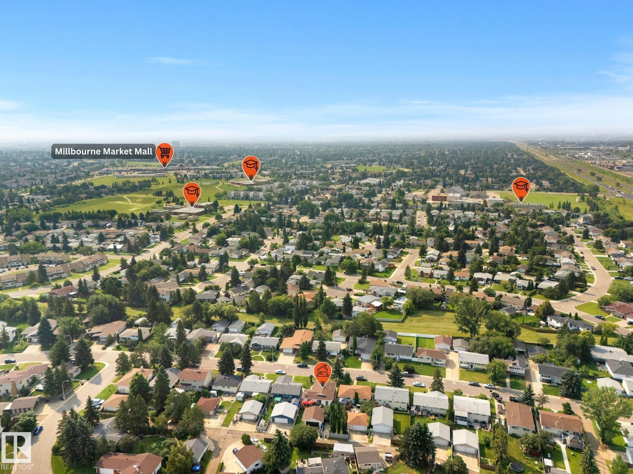 8704 43 Avenue Nw, Edmonton, AB - Outdoor With View
