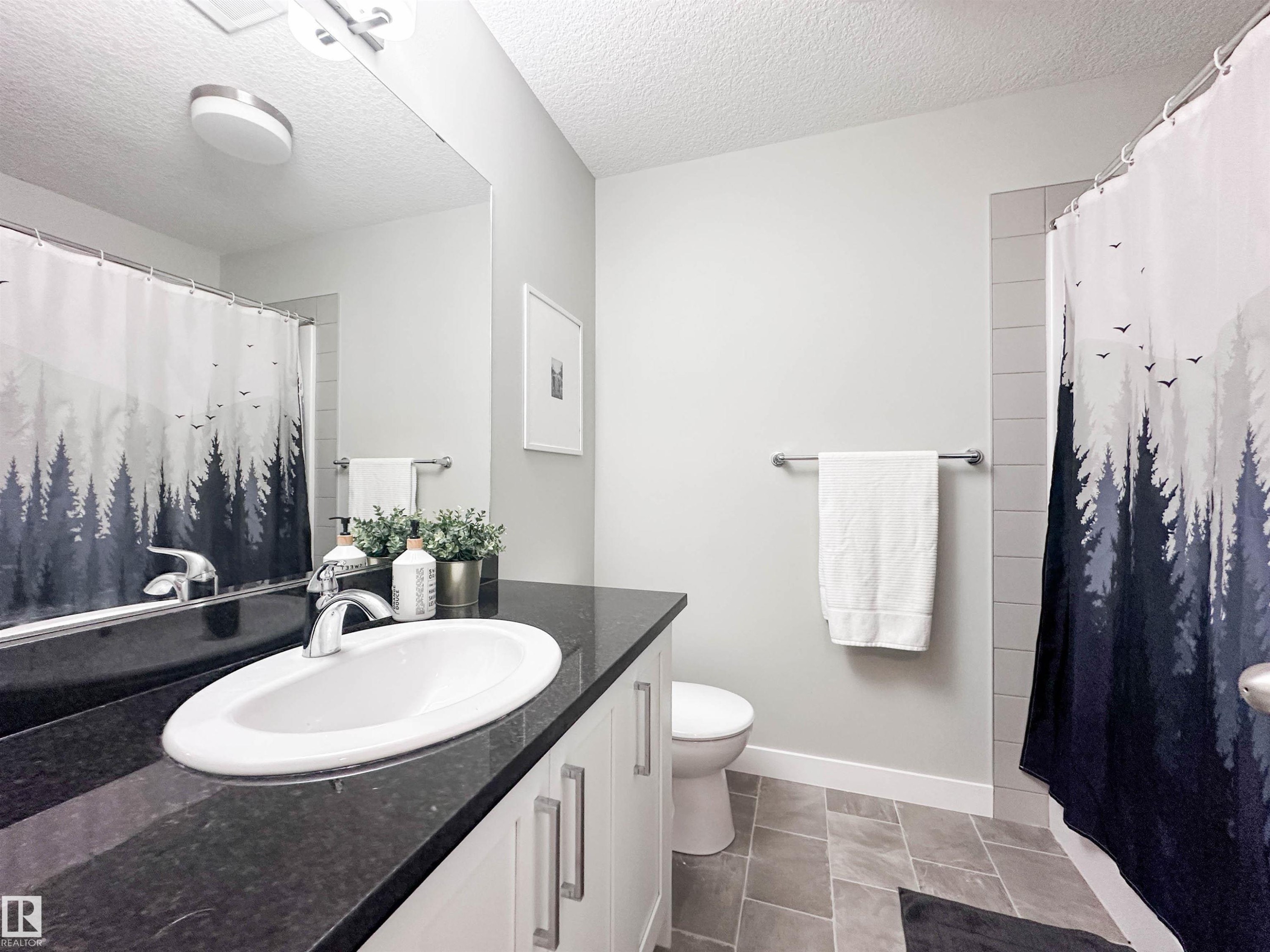 #89 600 Bellerose Dr, St. Albert, AB - Indoor Photo Showing Bathroom