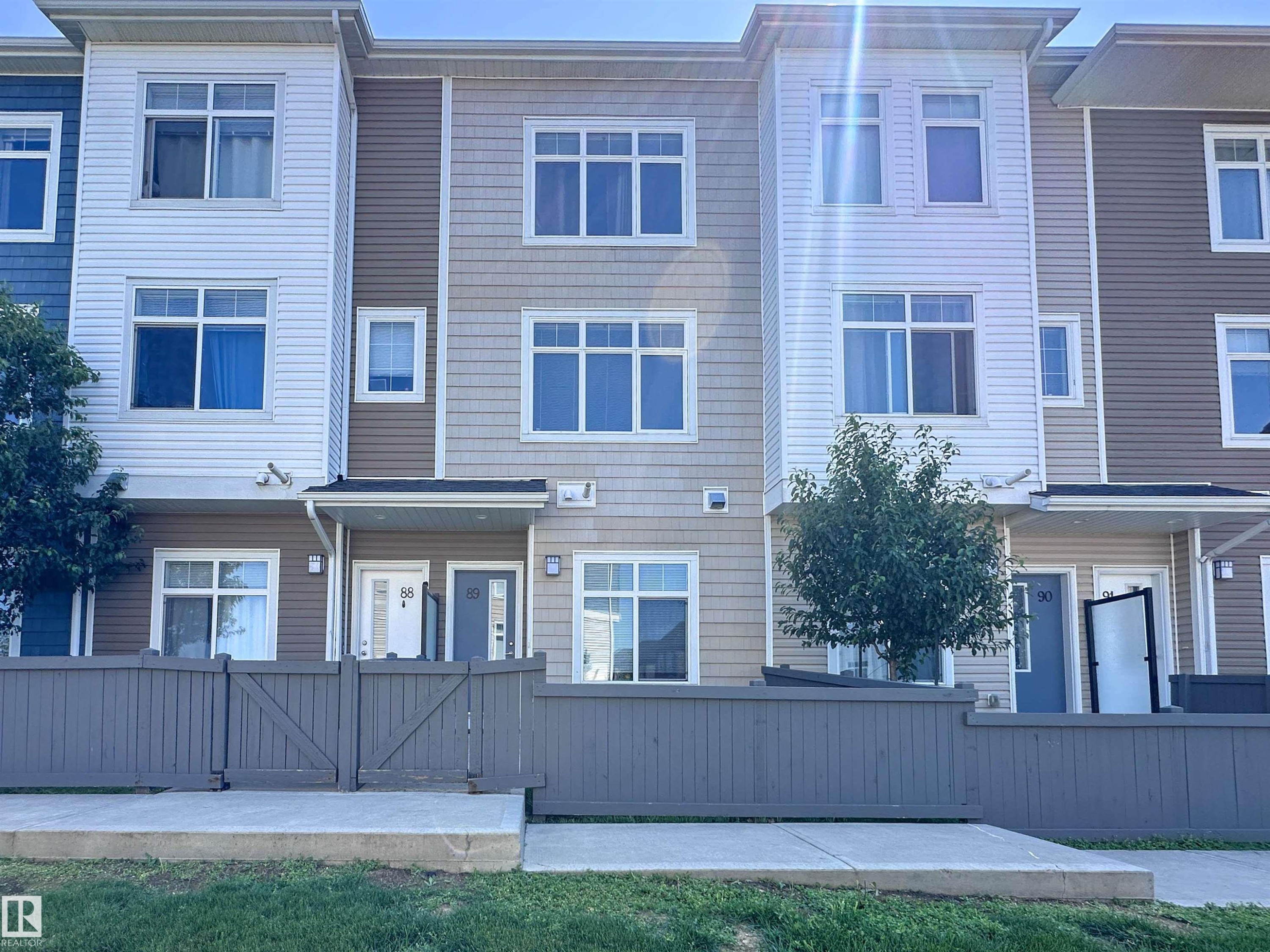 #89 600 Bellerose Dr, St. Albert, AB - Outdoor With Facade