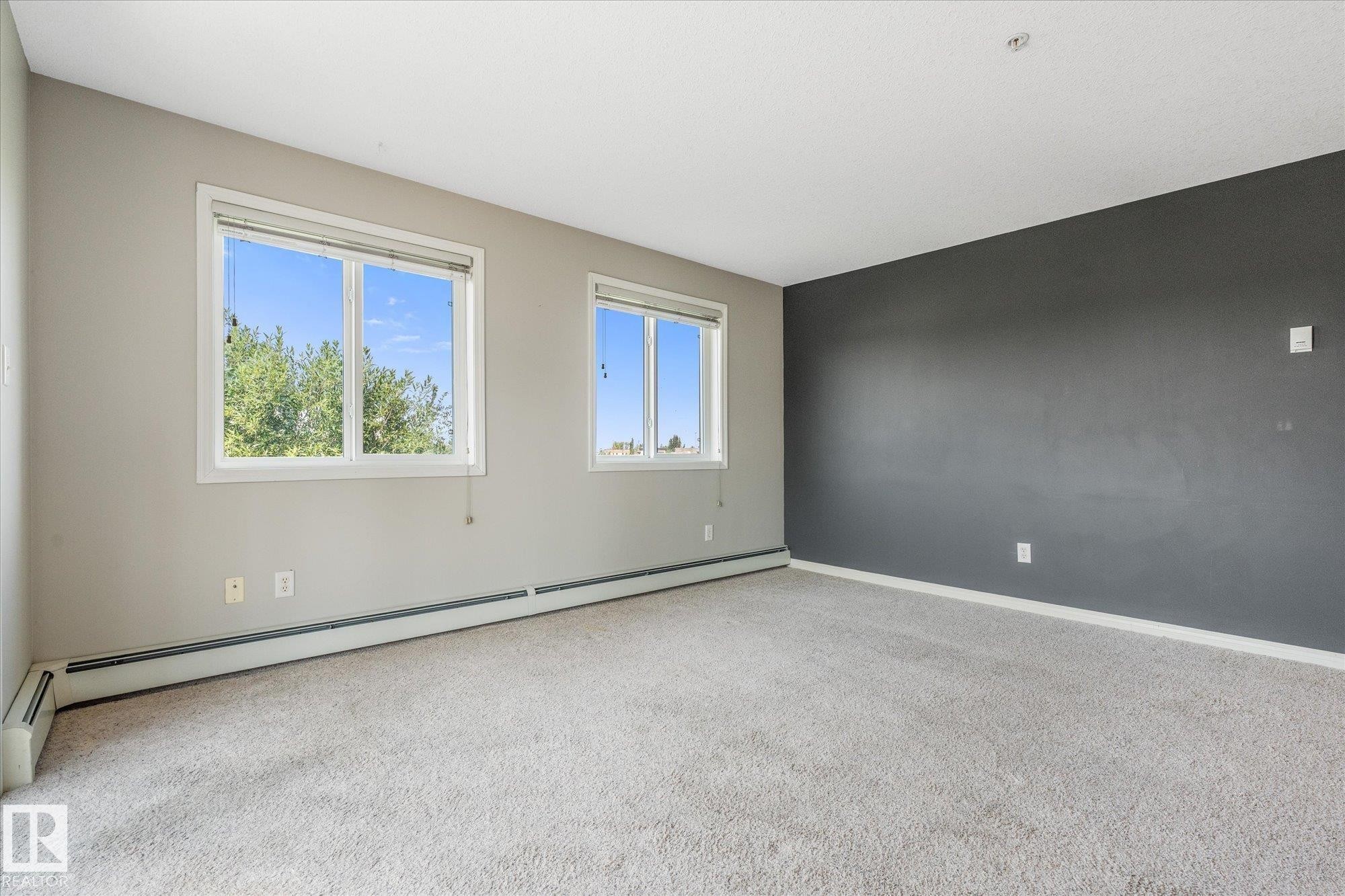 #208 4903 47 Av, Stony Plain, AB - Indoor Photo Showing Other Room