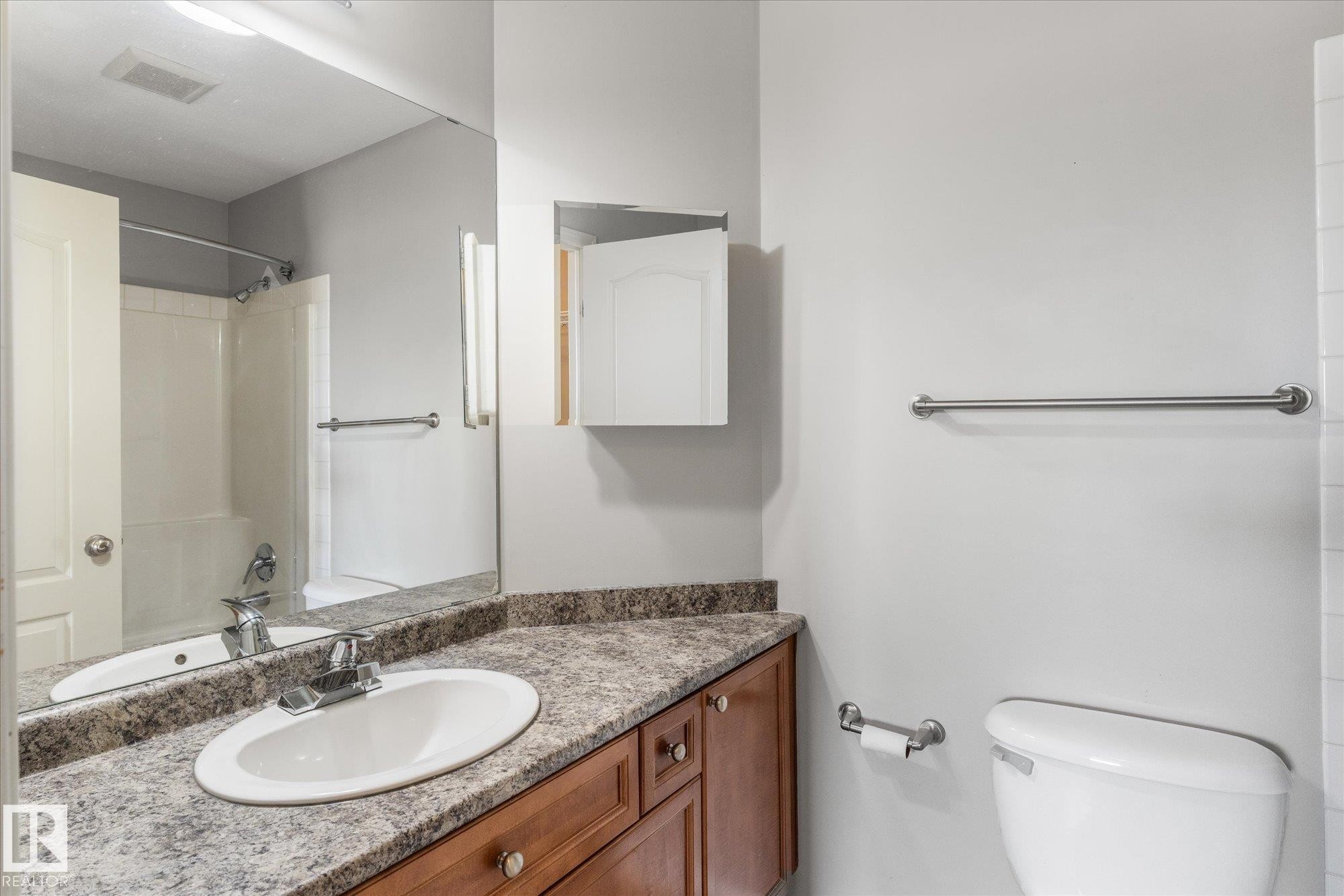 #208 4903 47 Av, Stony Plain, AB - Indoor Photo Showing Bathroom