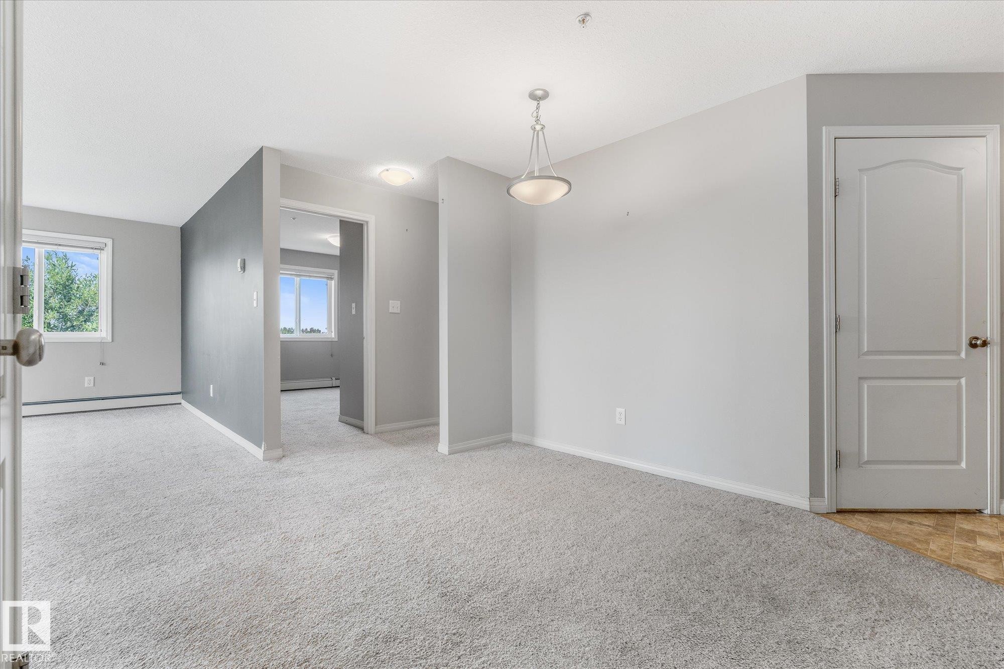 #208 4903 47 Av, Stony Plain, AB - Indoor Photo Showing Other Room