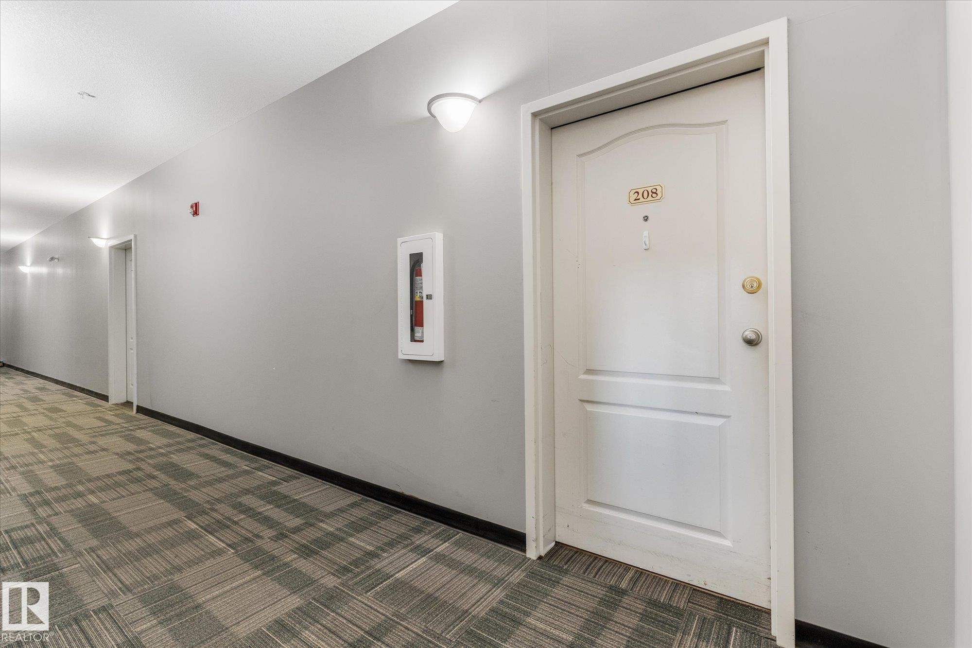 #208 4903 47 Av, Stony Plain, AB - Indoor Photo Showing Other Room