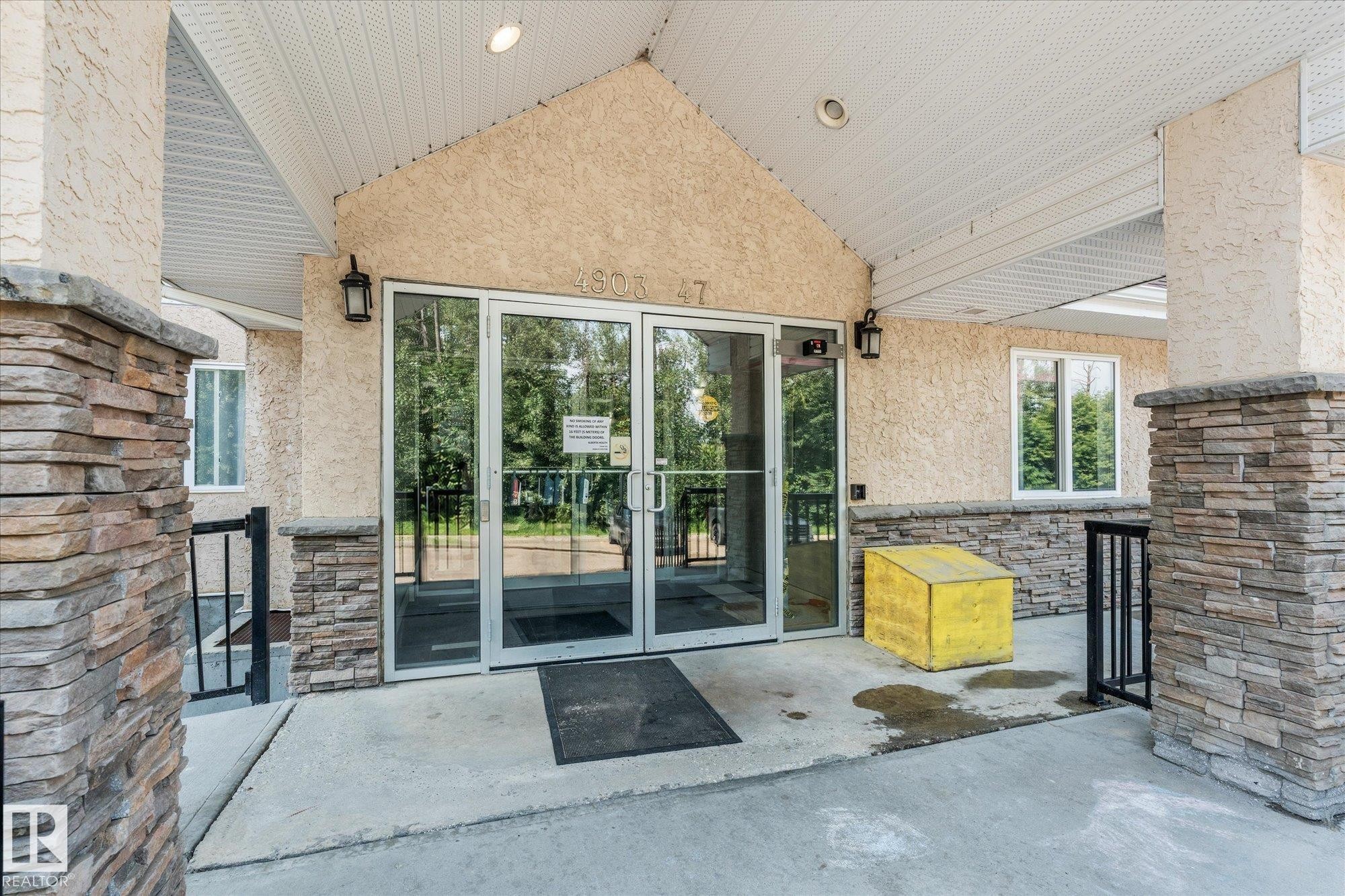 #208 4903 47 Av, Stony Plain, AB - Outdoor With Exterior